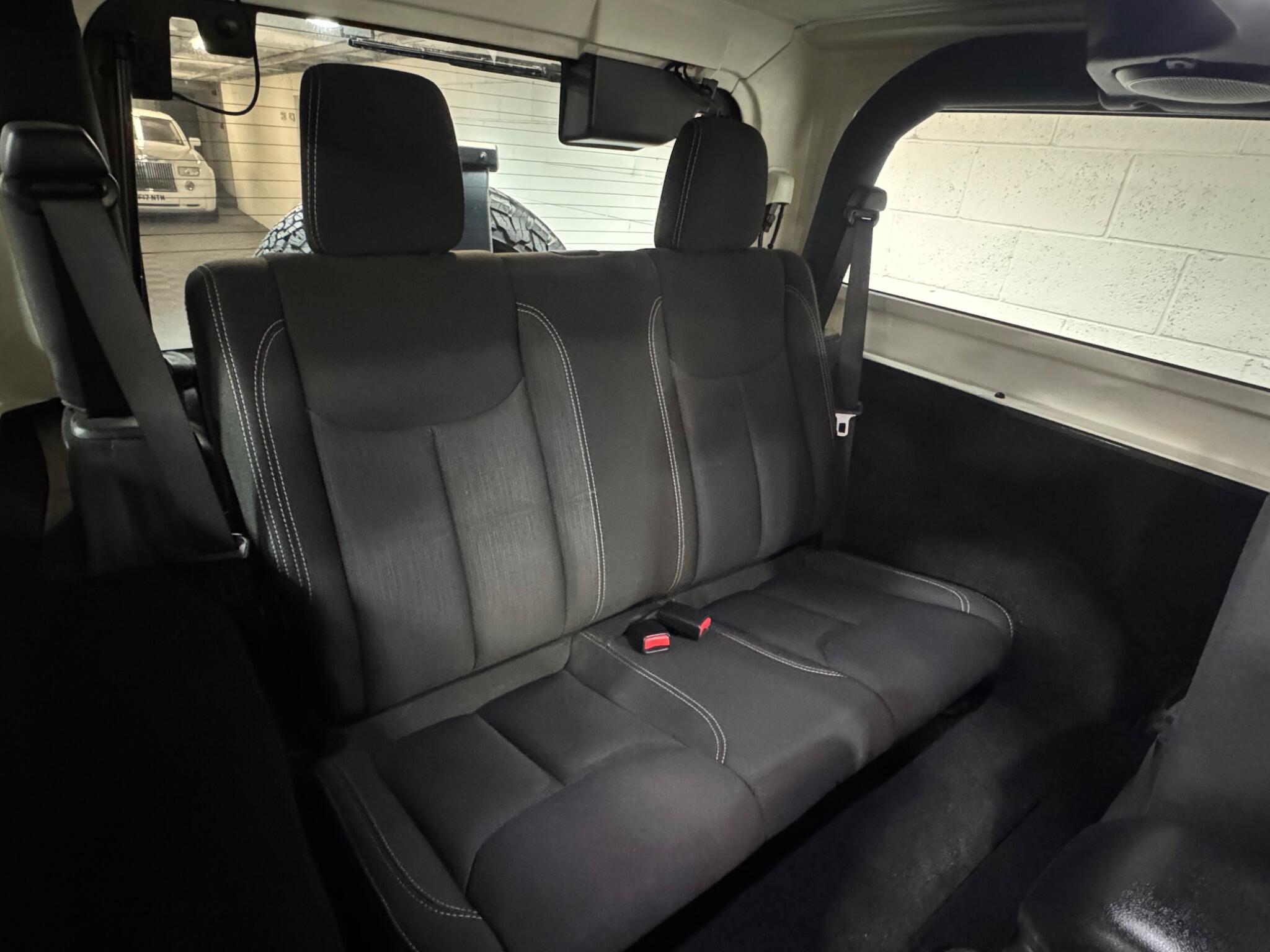 Jeep Wrangler - Image 14