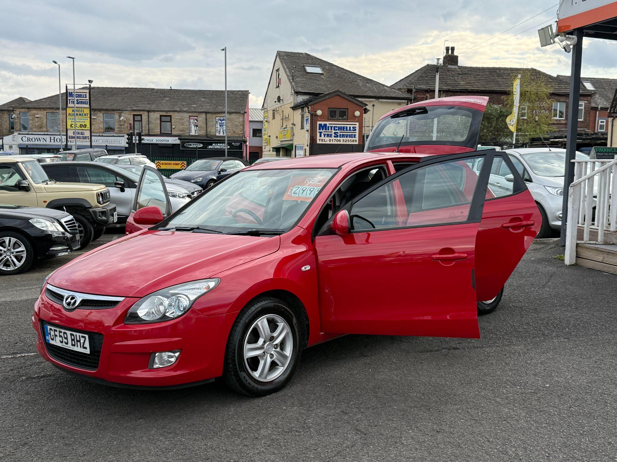 Hyundai i30 - Image 17
