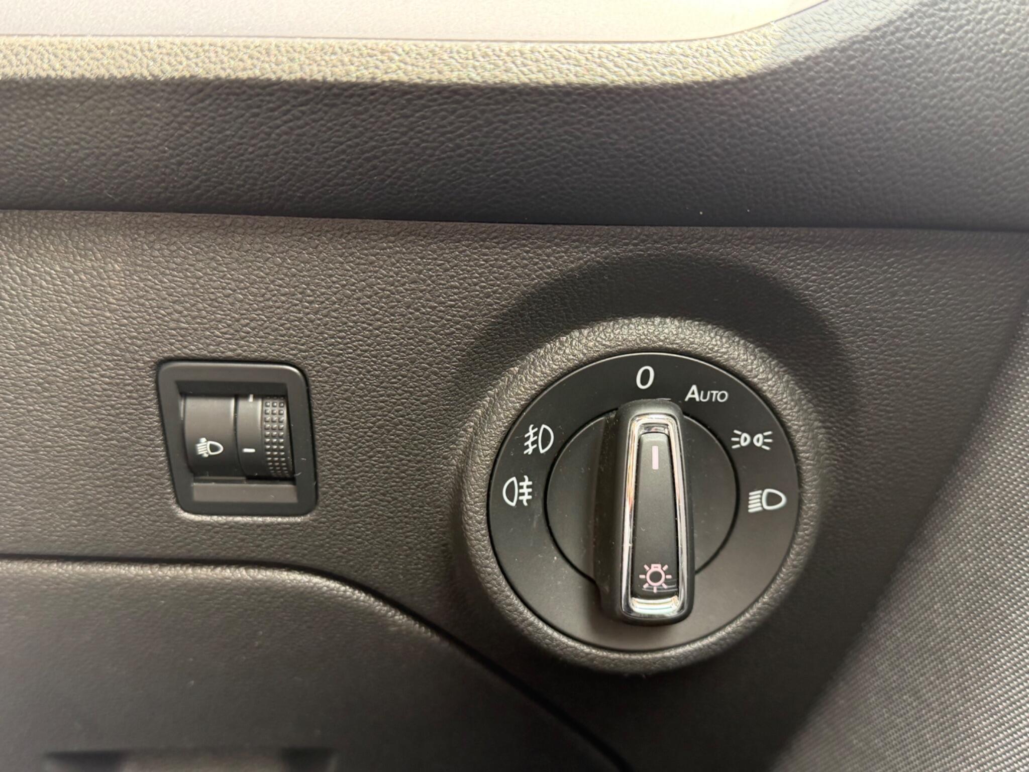 SEAT Leon - Image 25