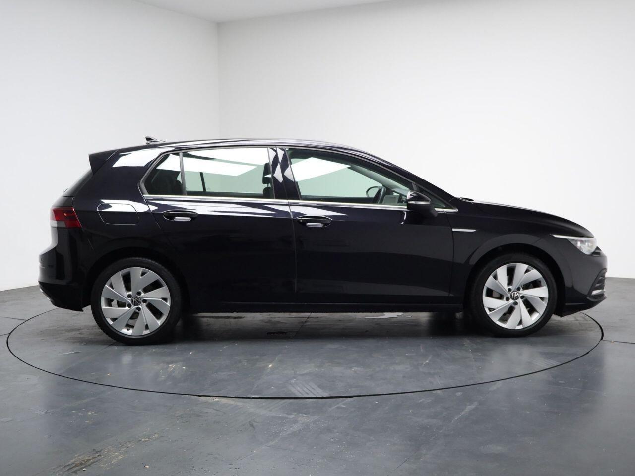 Volkswagen Golf - Image 8