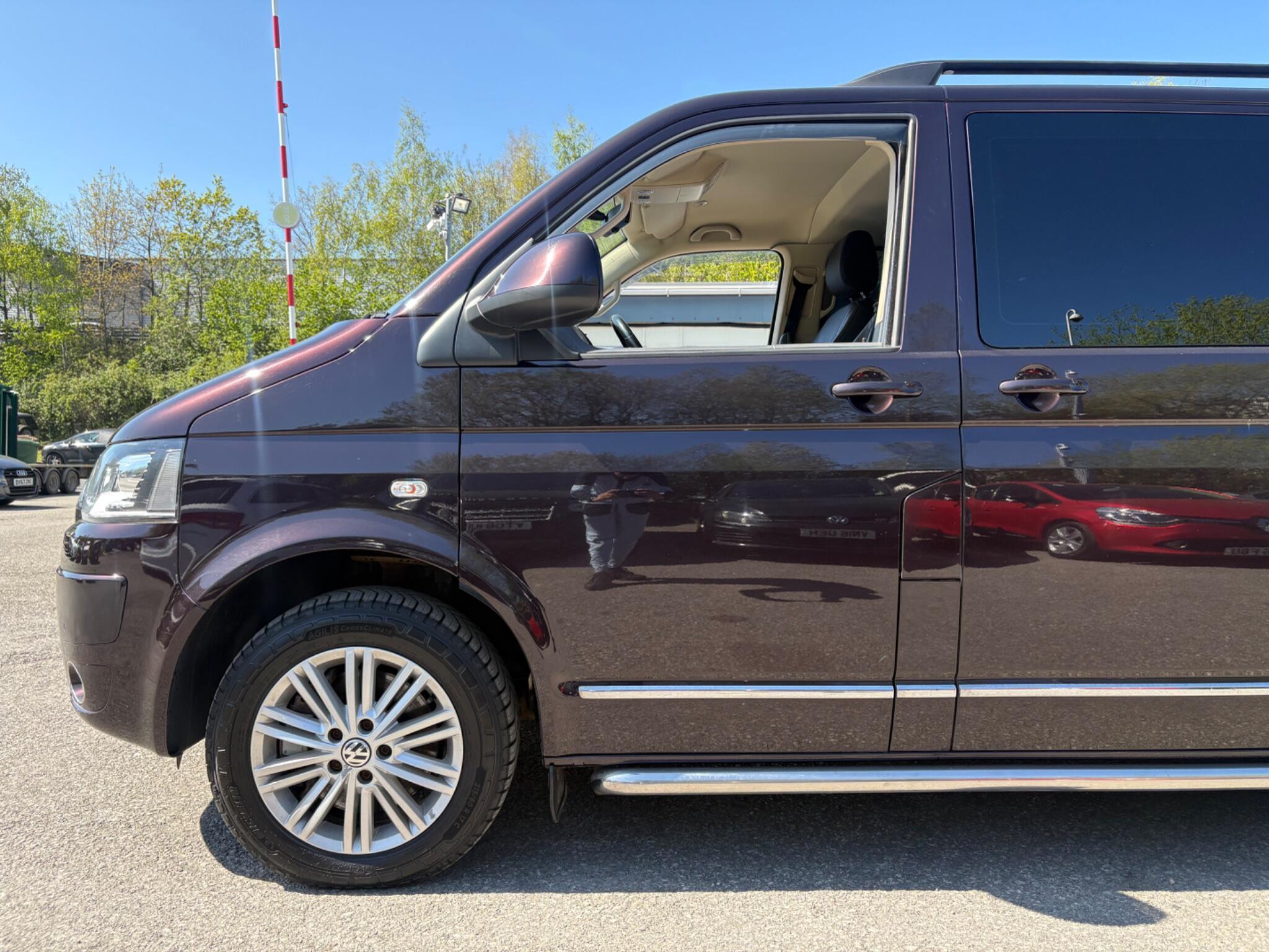 Volkswagen CARAVELLE - Image 10