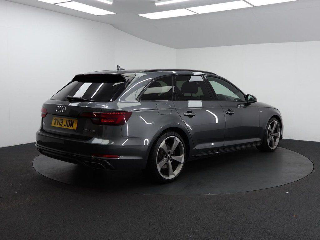 Audi A4 Avant - Image 12
