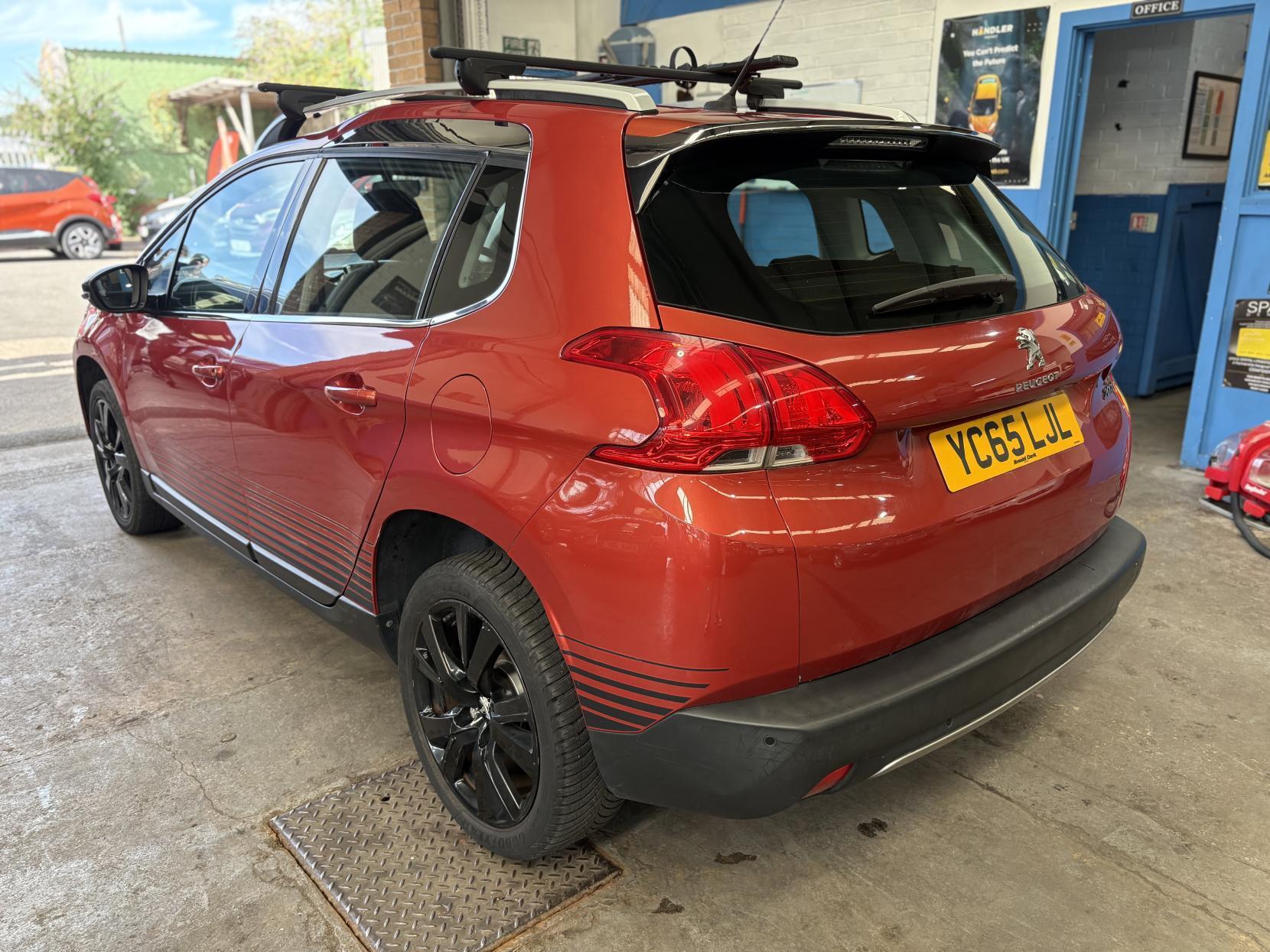 Peugeot 2008 - Image 6