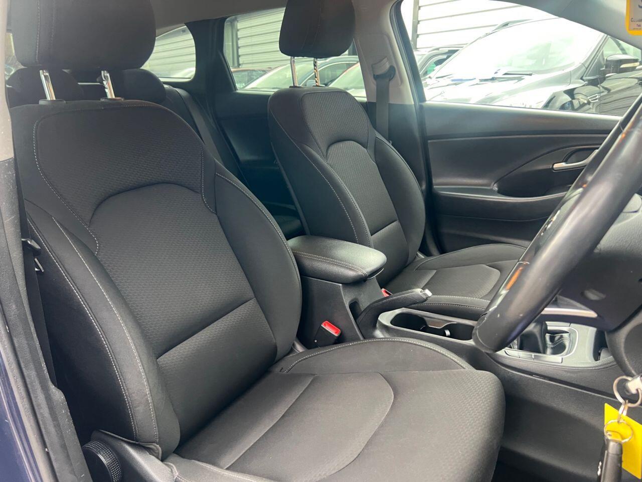 Hyundai i30 - Image 16
