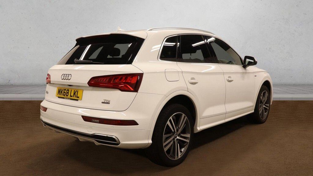 Audi Q5 - Image 7