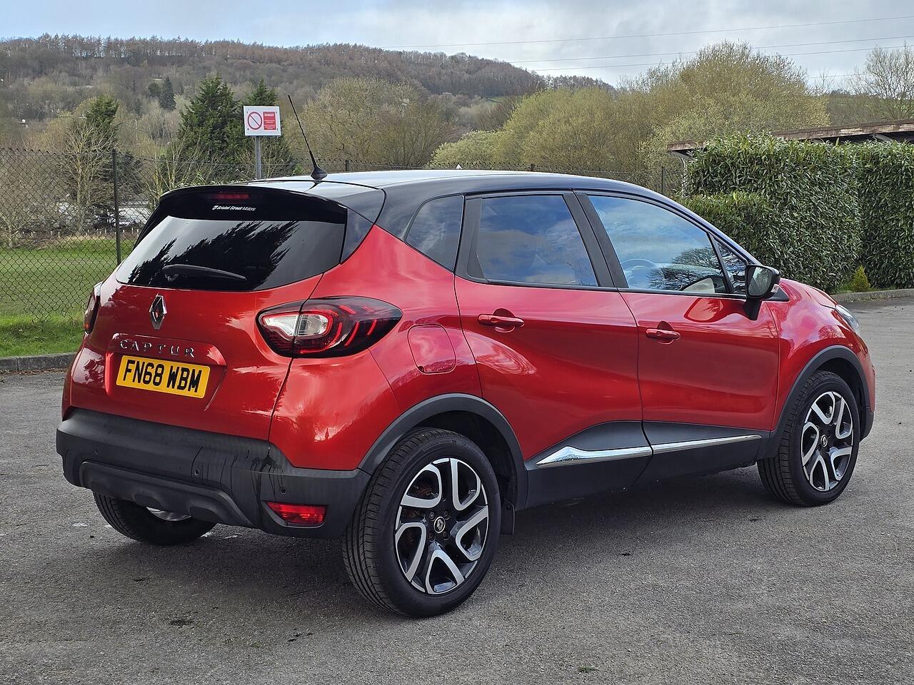 Renault Captur - Image 25
