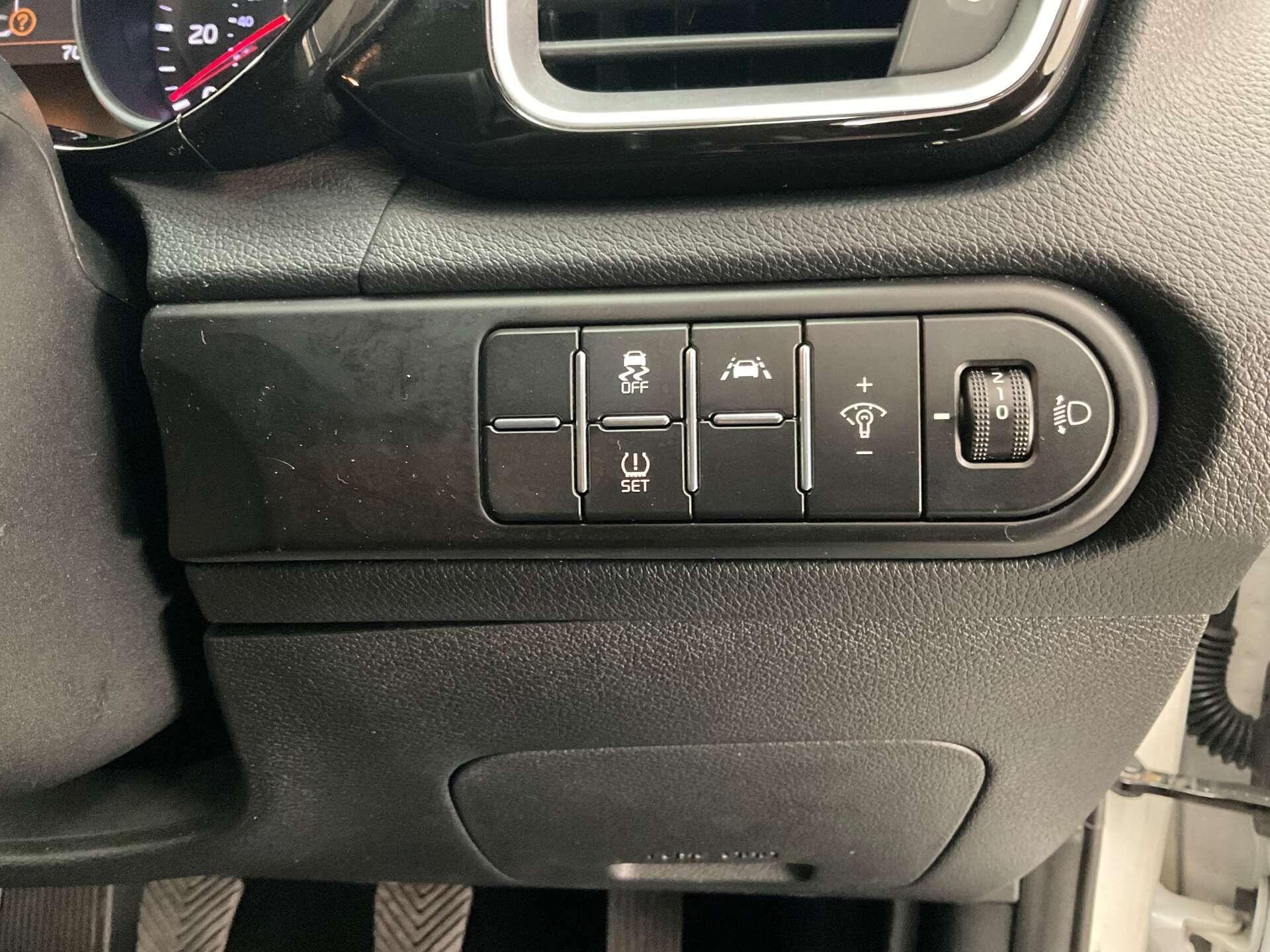 Kia XCeed - Image 23