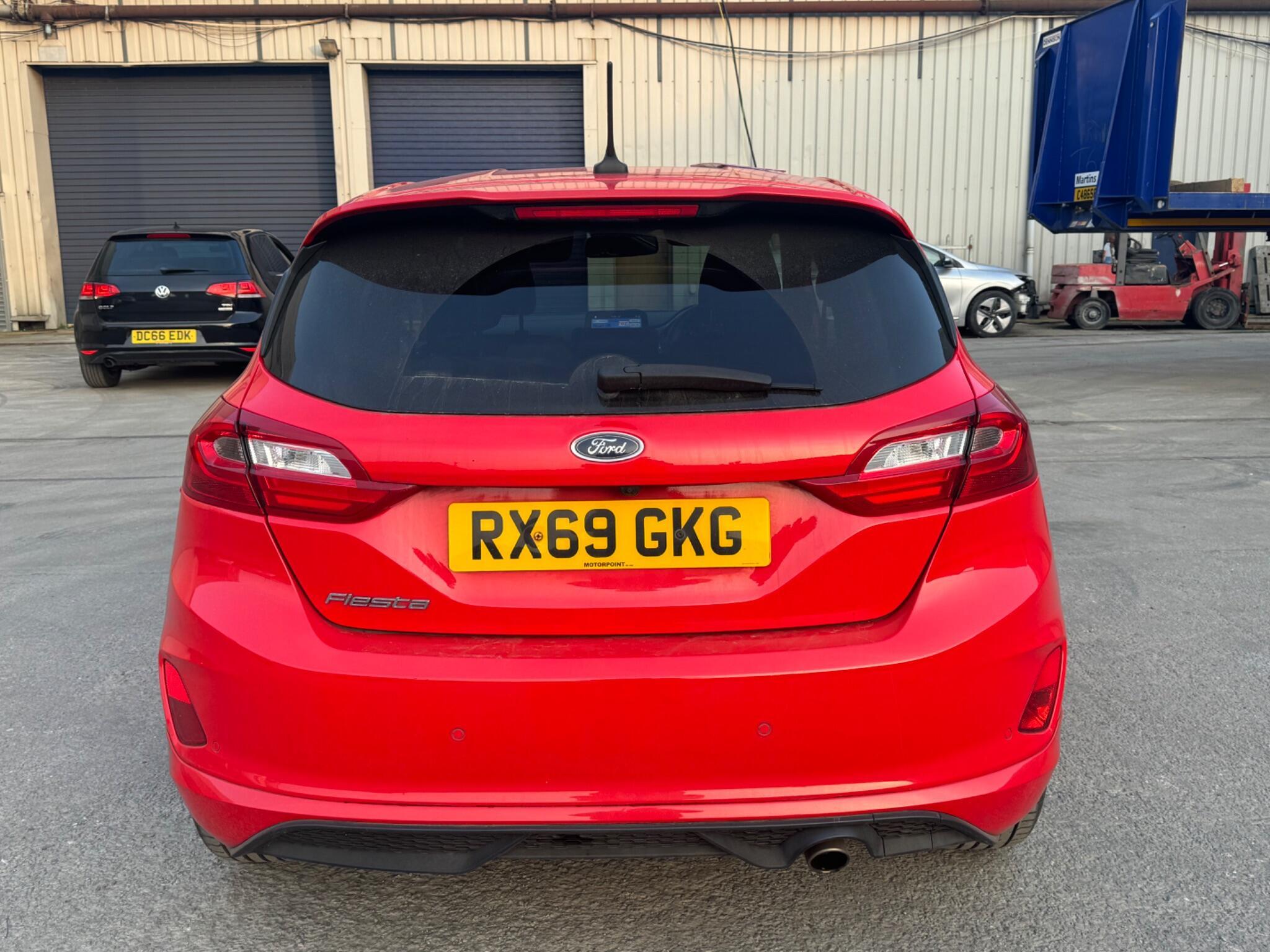 Ford Fiesta - Image 11