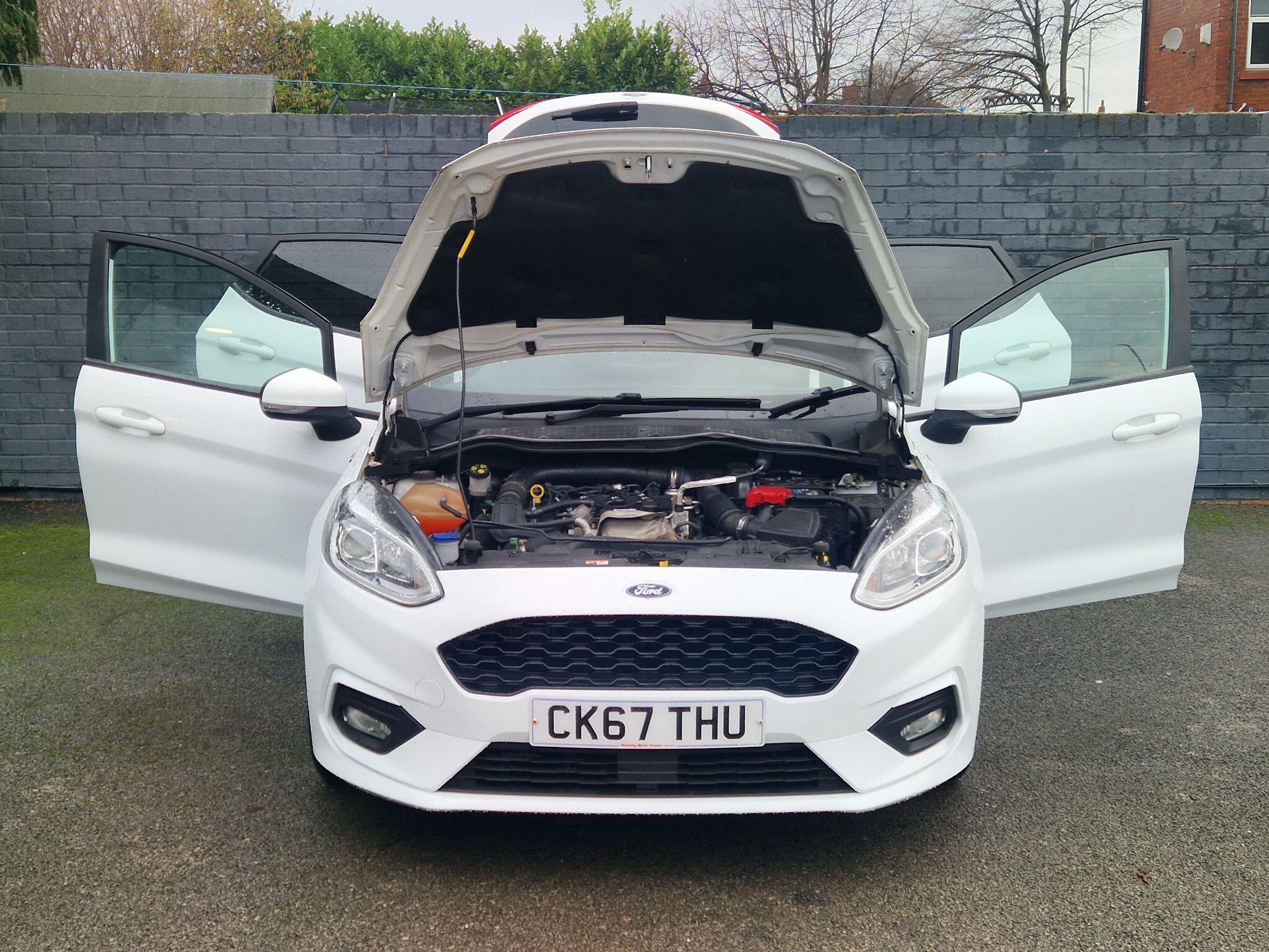 Ford Fiesta - Image 13