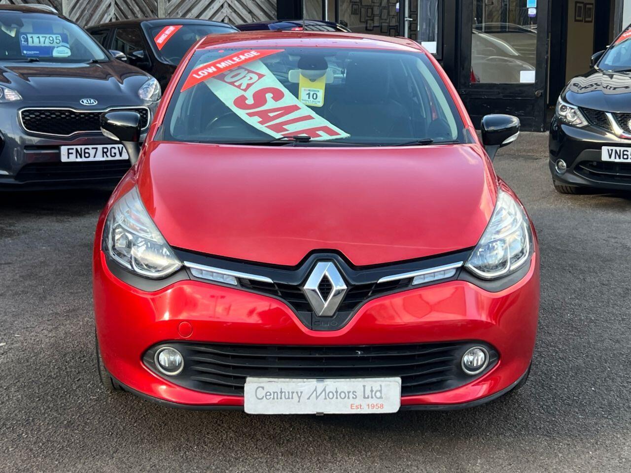 Renault Clio - Image 8