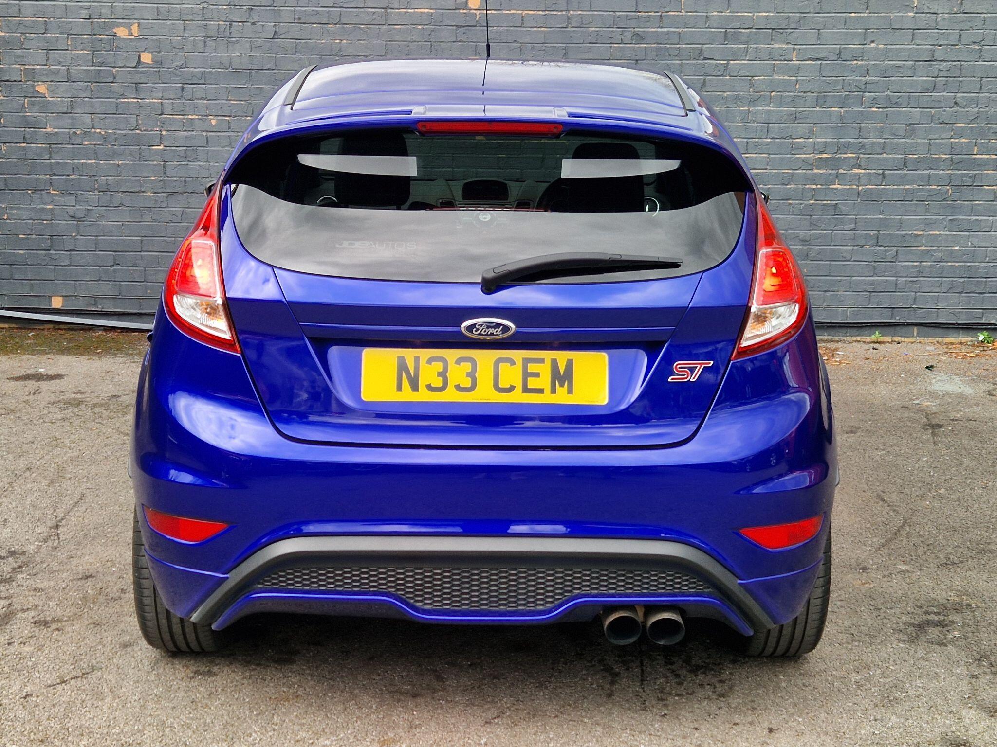 Ford Fiesta - Image 9
