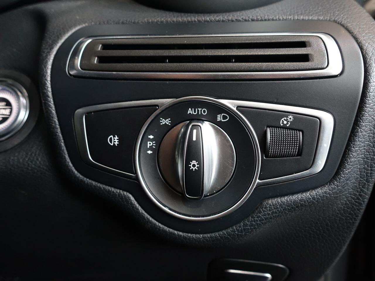 Mercedes-benz C-CLASS - Image 25