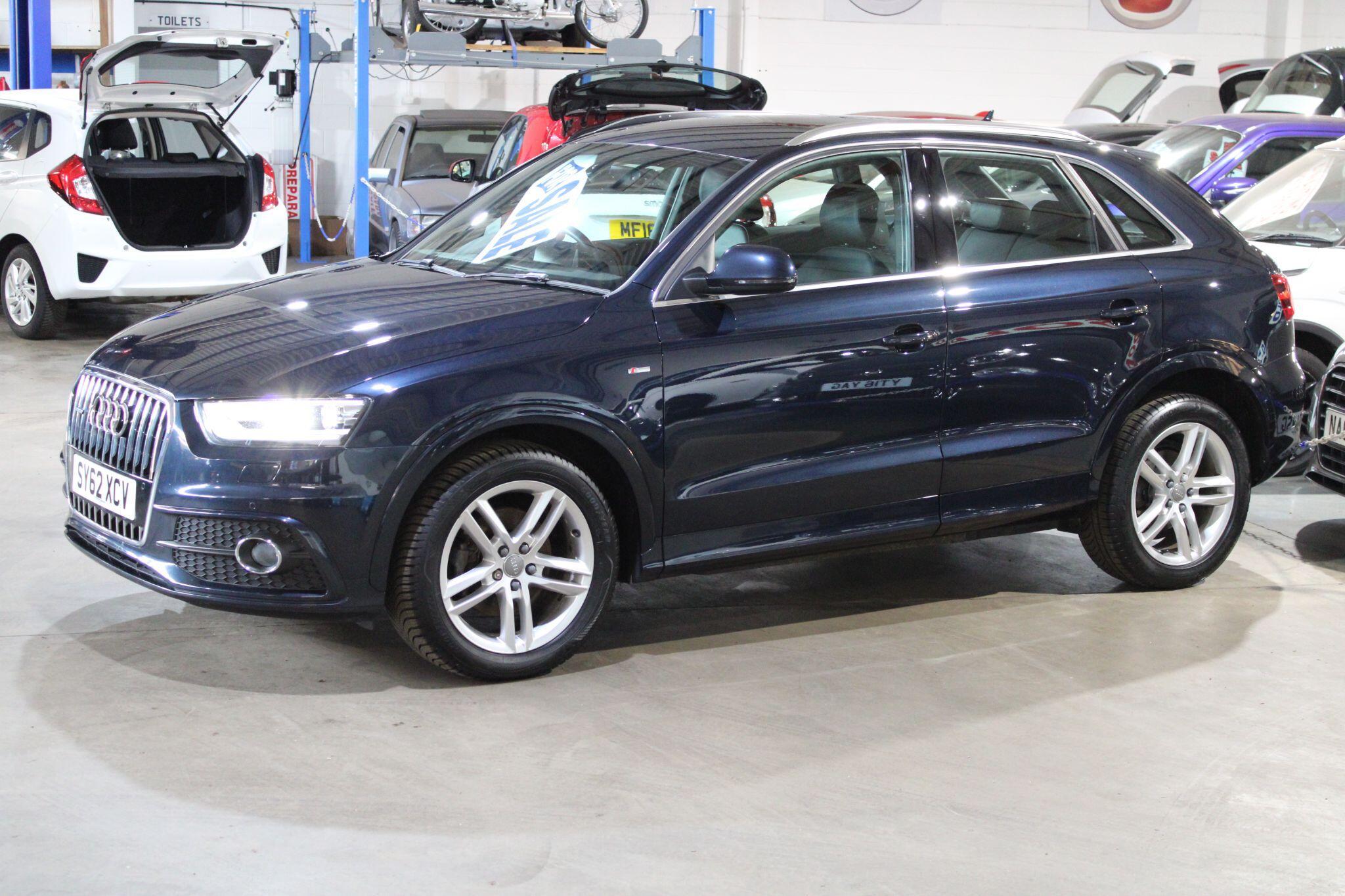 Audi Q3 - Image 10