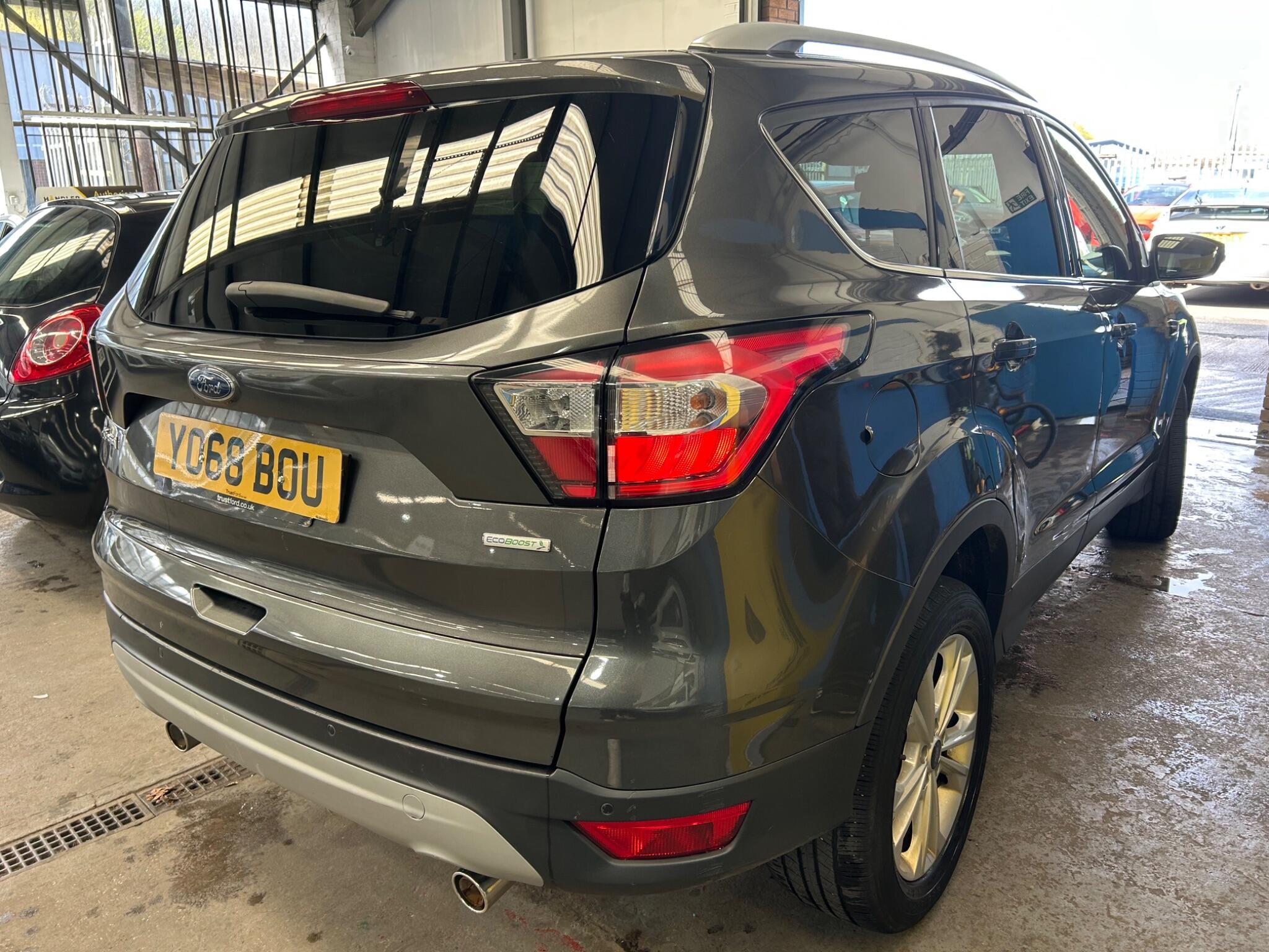 Ford Kuga - Image 6