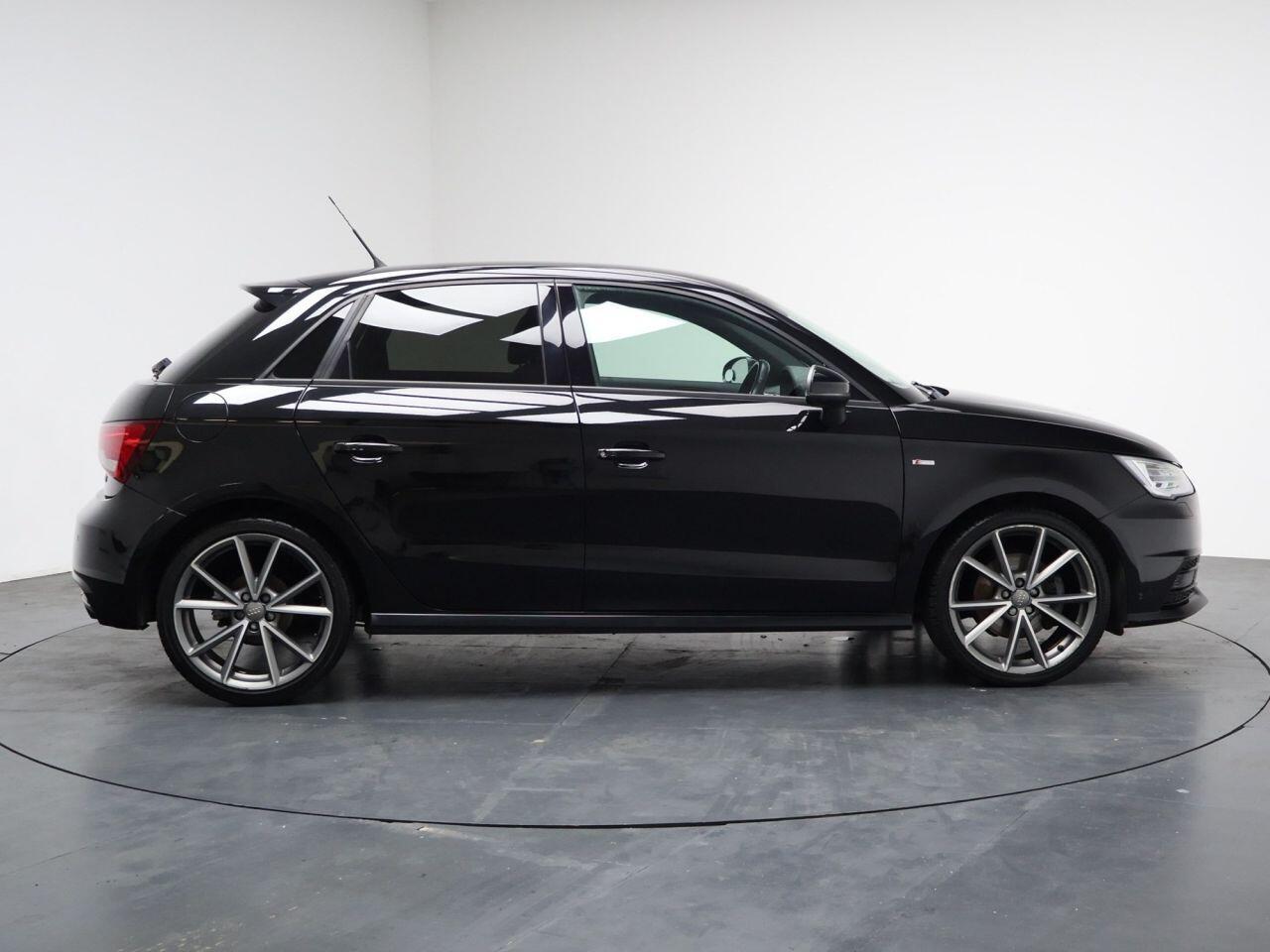 Audi A1 - Image 14
