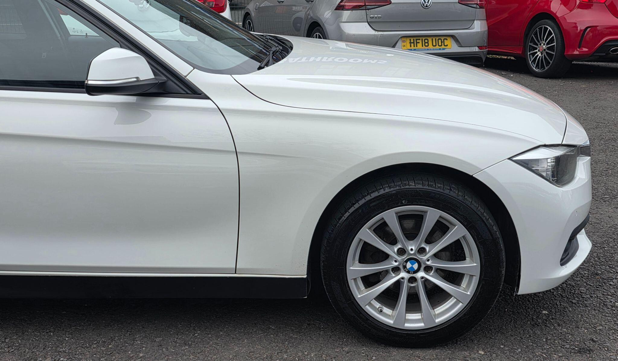 BMW 3 Series - Image 9