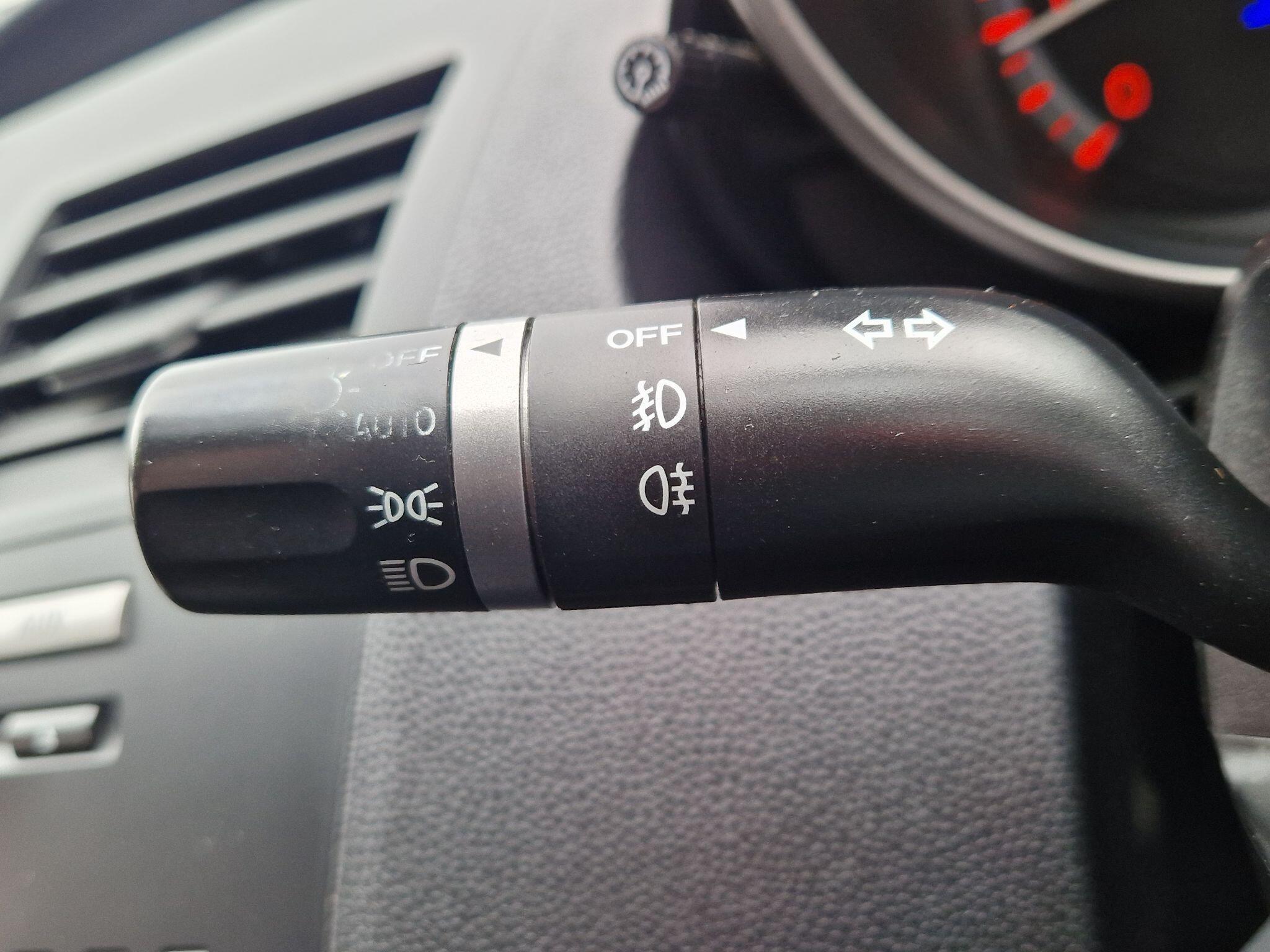 Mazda MAZDA3 - Image 42