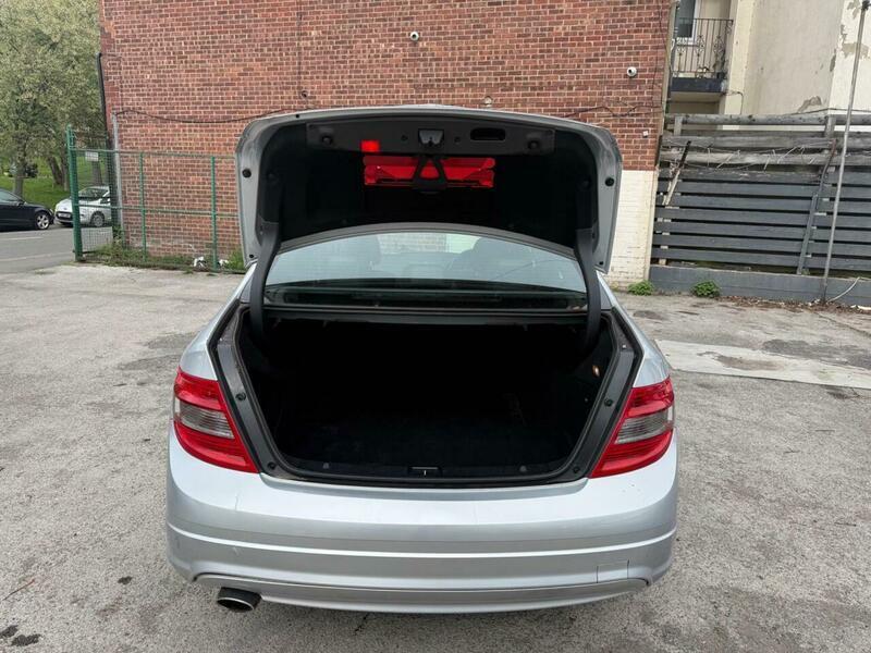 Mercedes C Class - Image 40