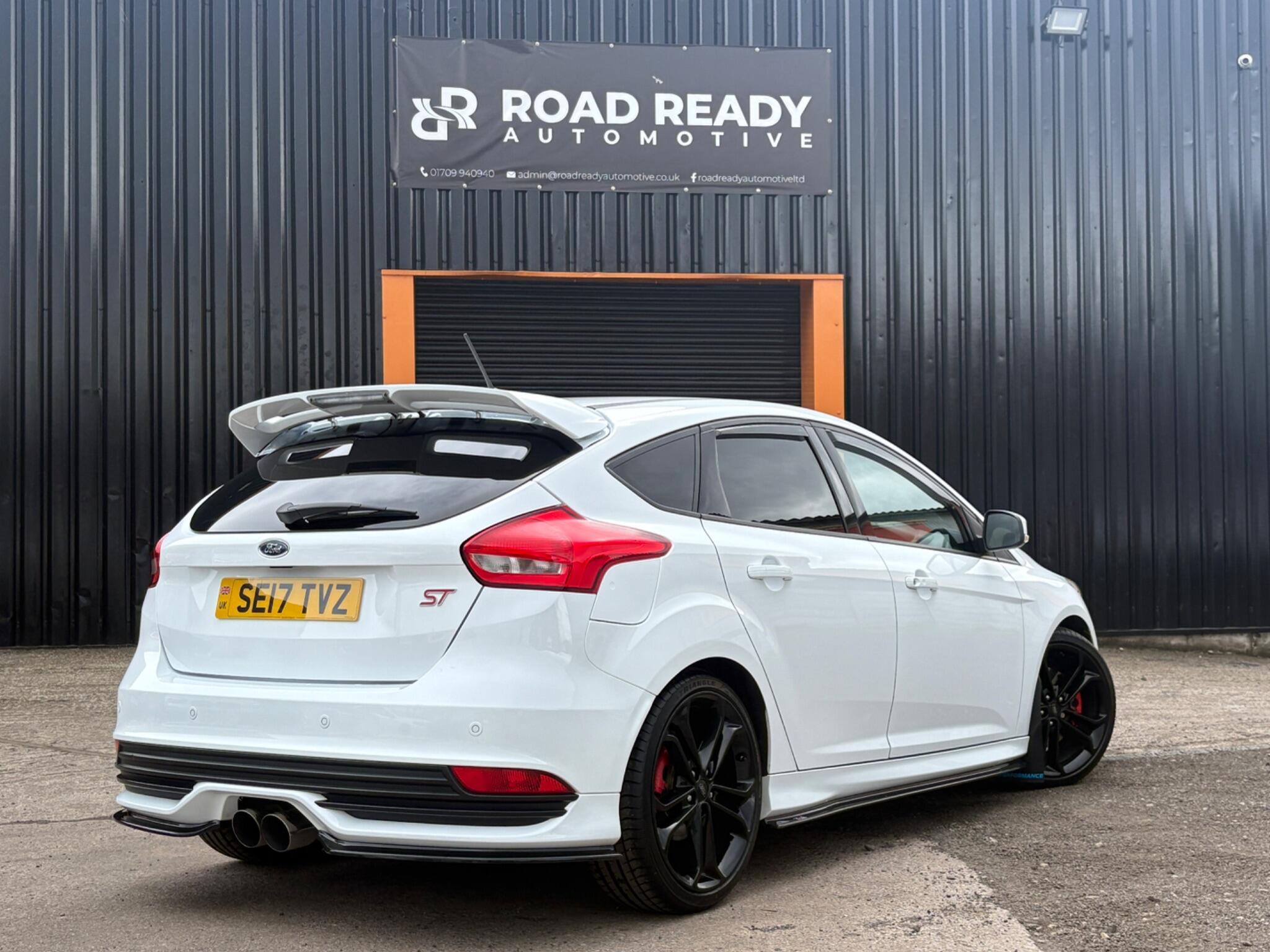 Ford Focus - Image 4