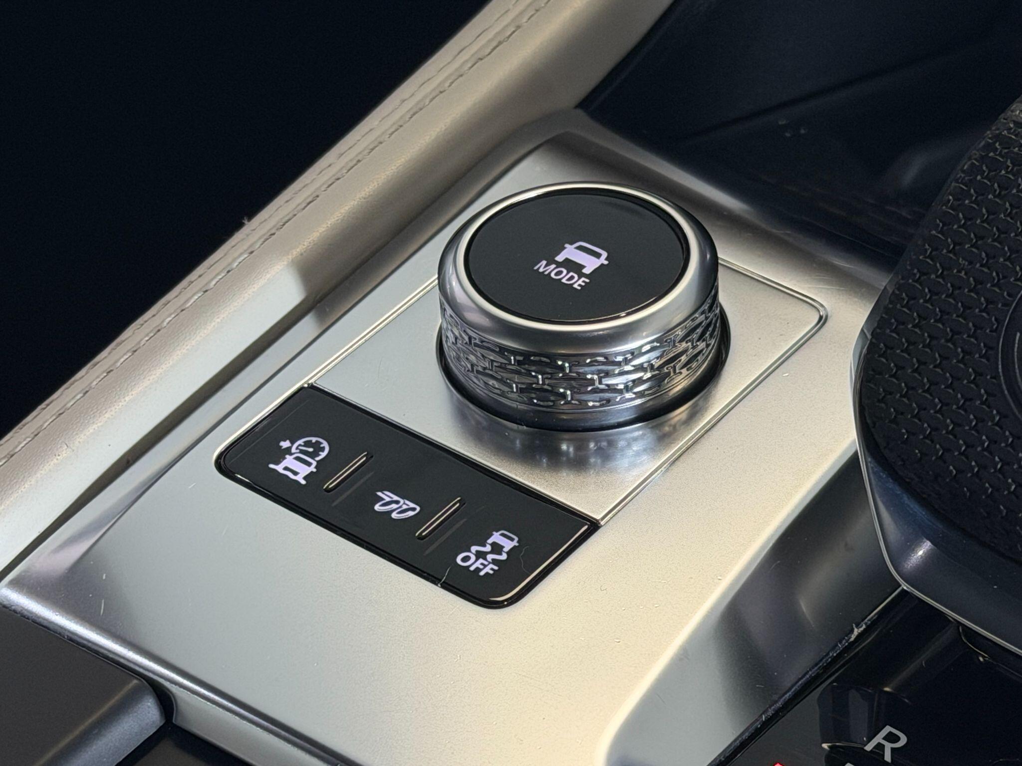 Jaguar F-Pace - Image 3