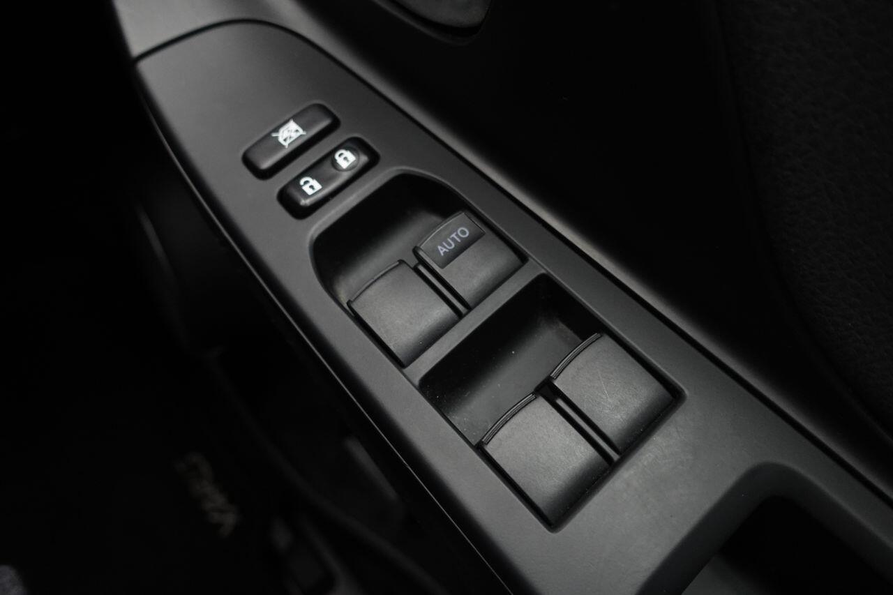 Toyota Yaris - Image 41