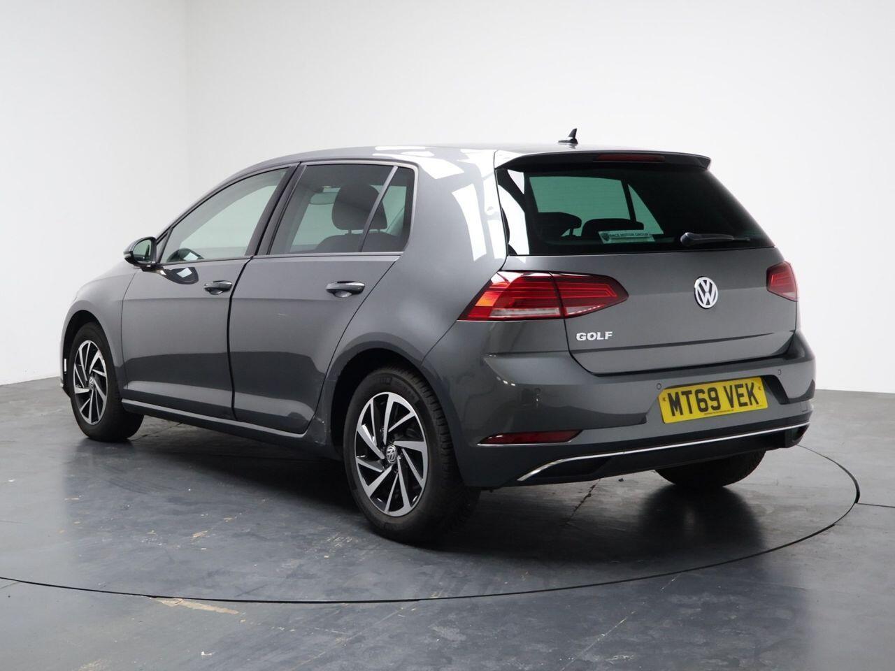 Volkswagen Golf - Image 14