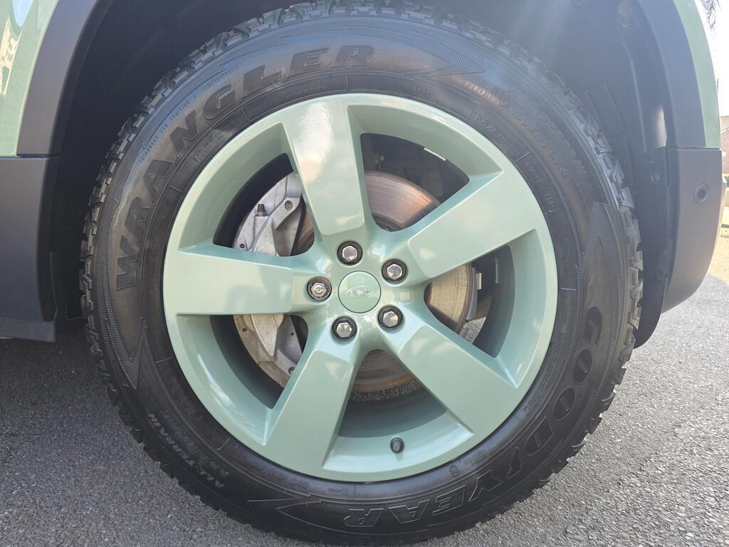 Land Rover Defender 90 - Image 14