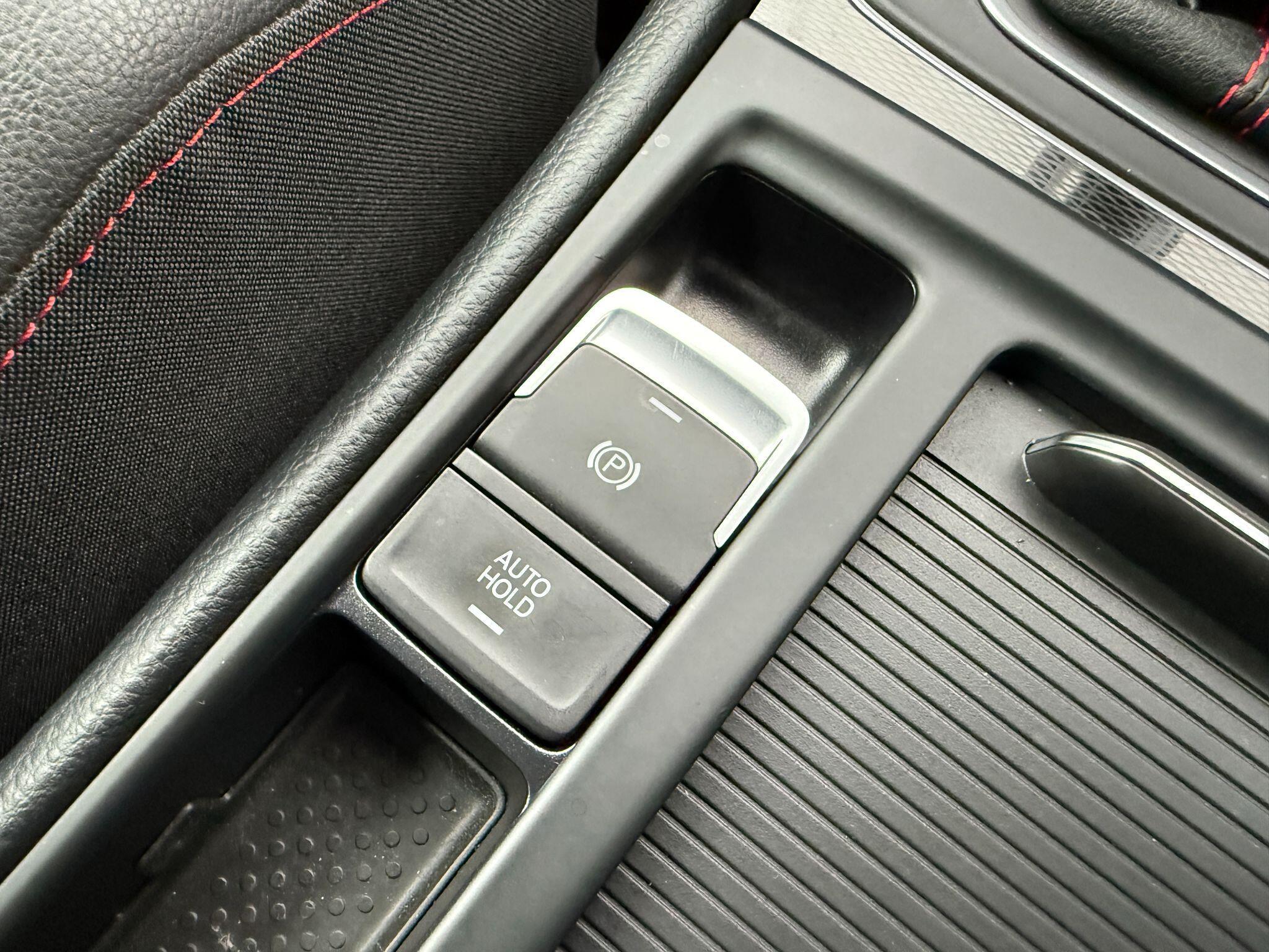 Volkswagen Golf - Image 60