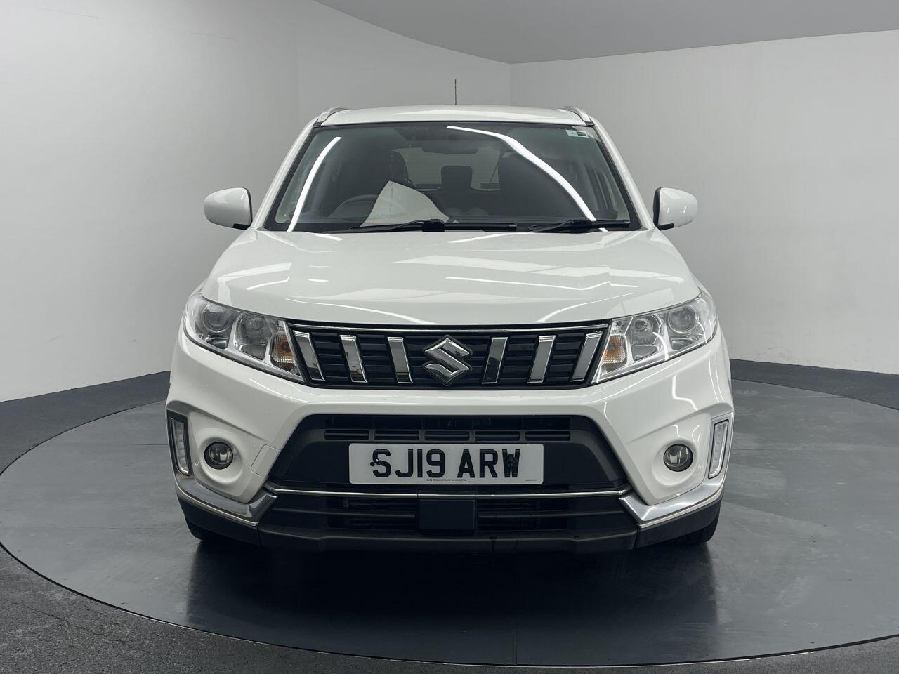 Suzuki Vitara - Image 12