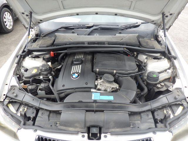 BMW 3 Series - Image 9