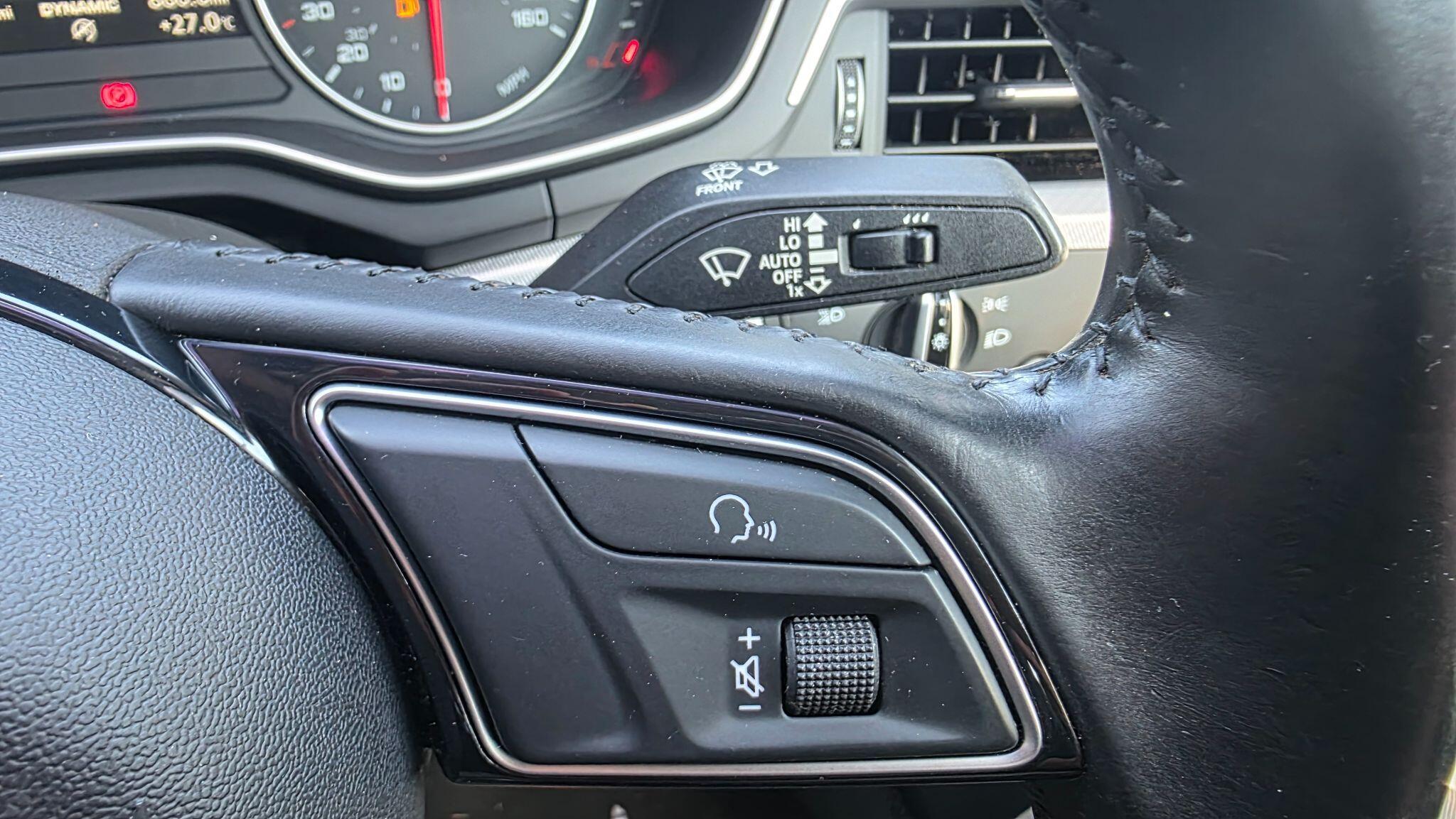 Audi A4 - Image 30