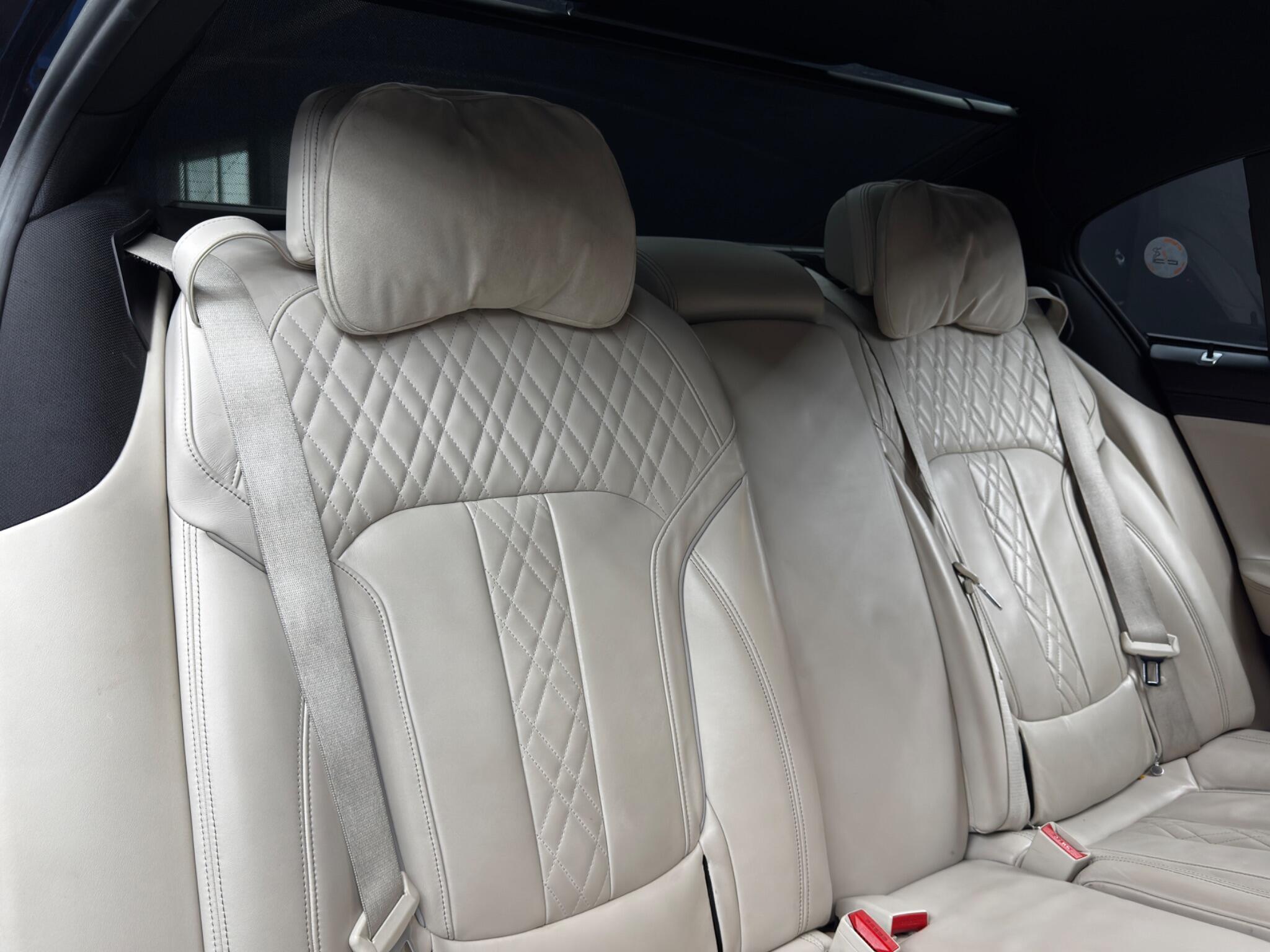 BMW 7 Series - Image 14