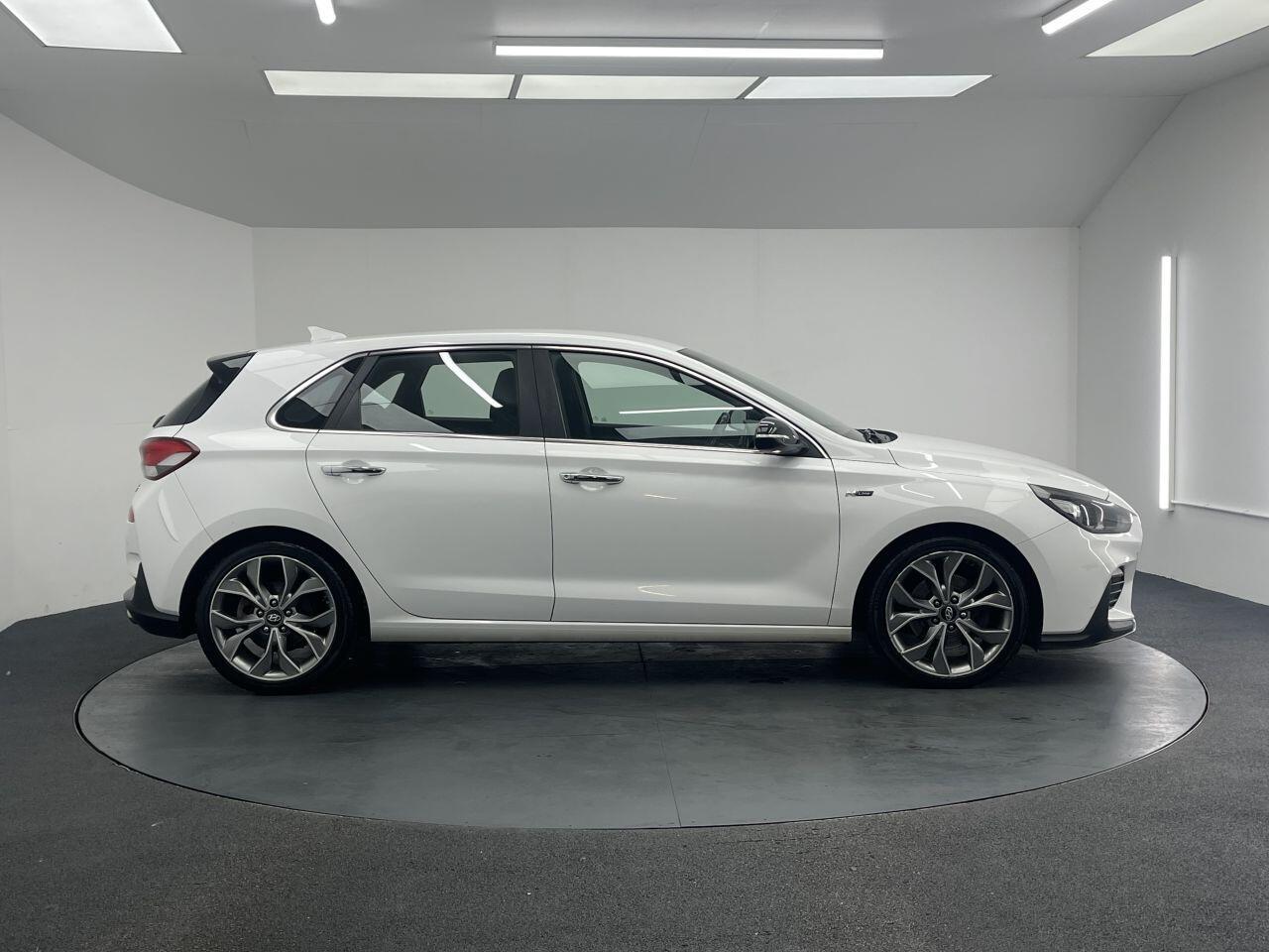 Hyundai i30 - Image 11