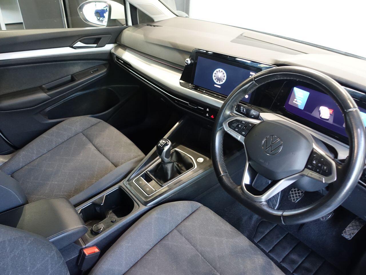 Volkswagen Golf - Image 2