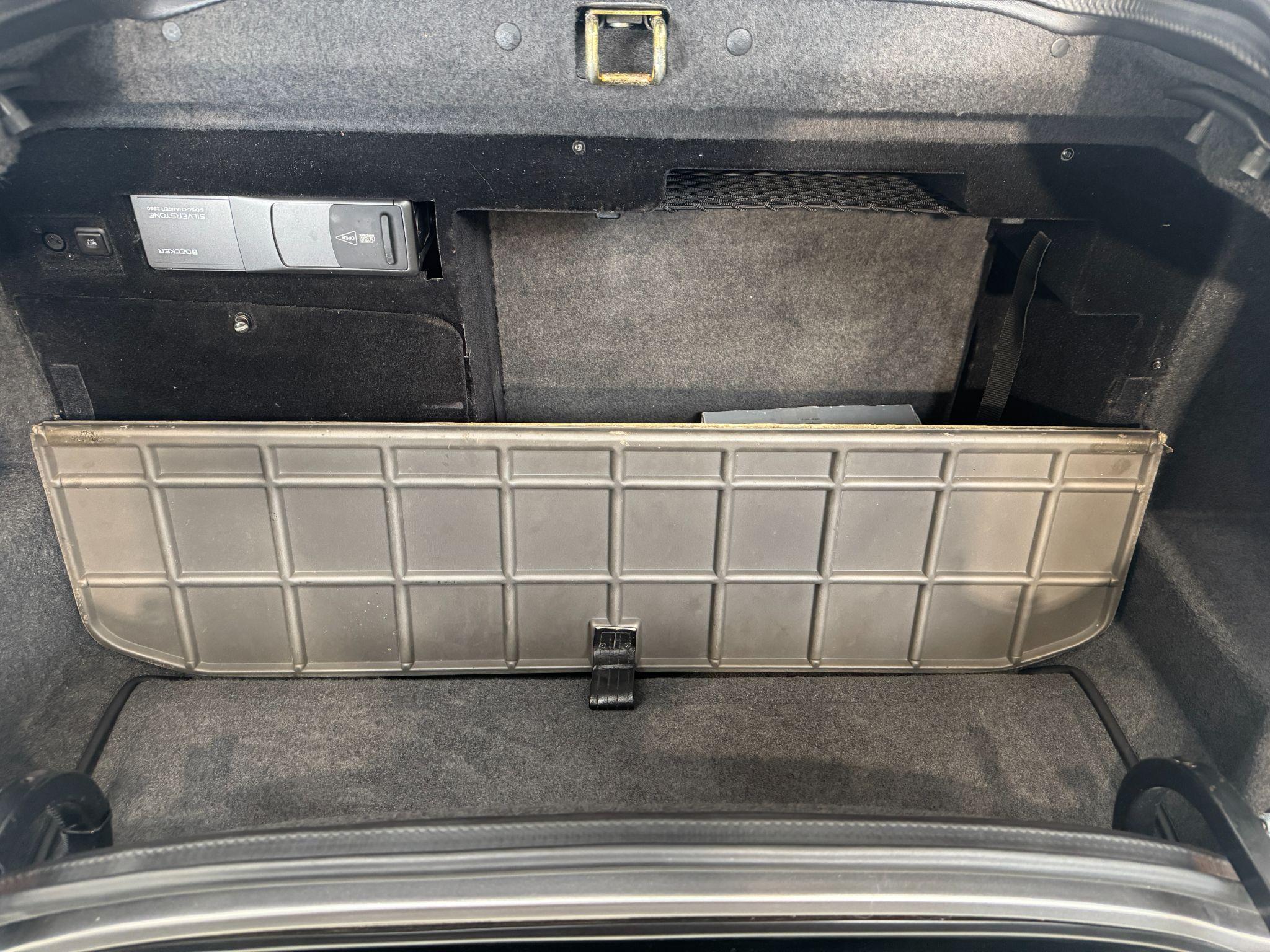 Aston Martin DB7 - Image 42