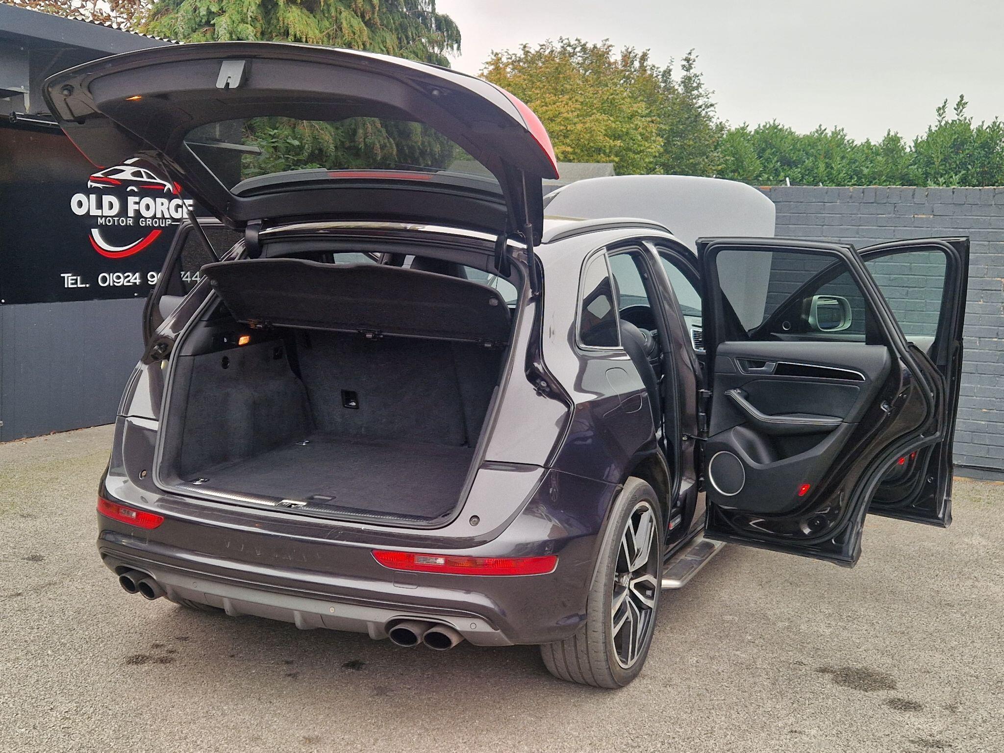 Audi SQ5 - Image 20