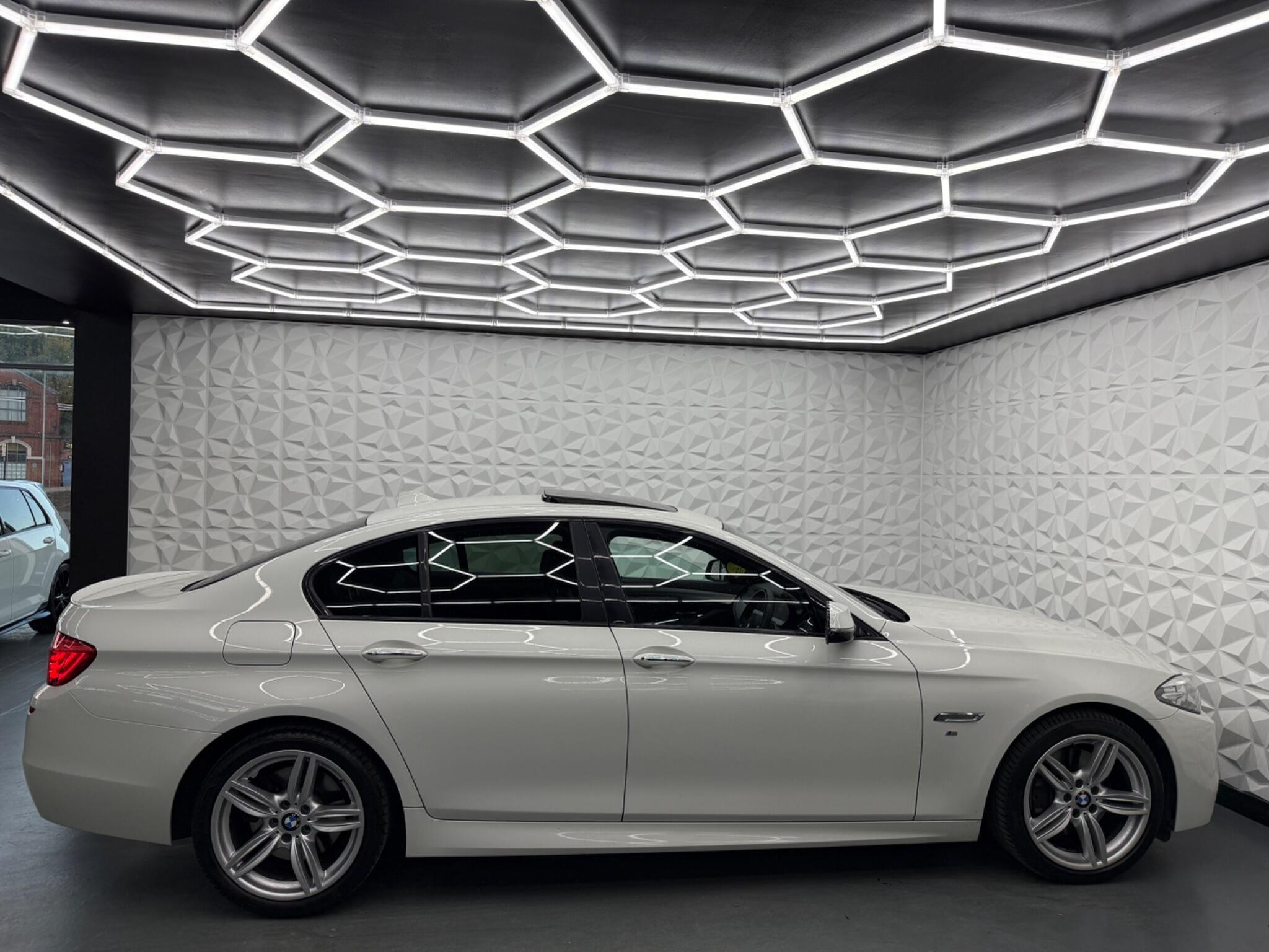 BMW 5 Series - Image 15