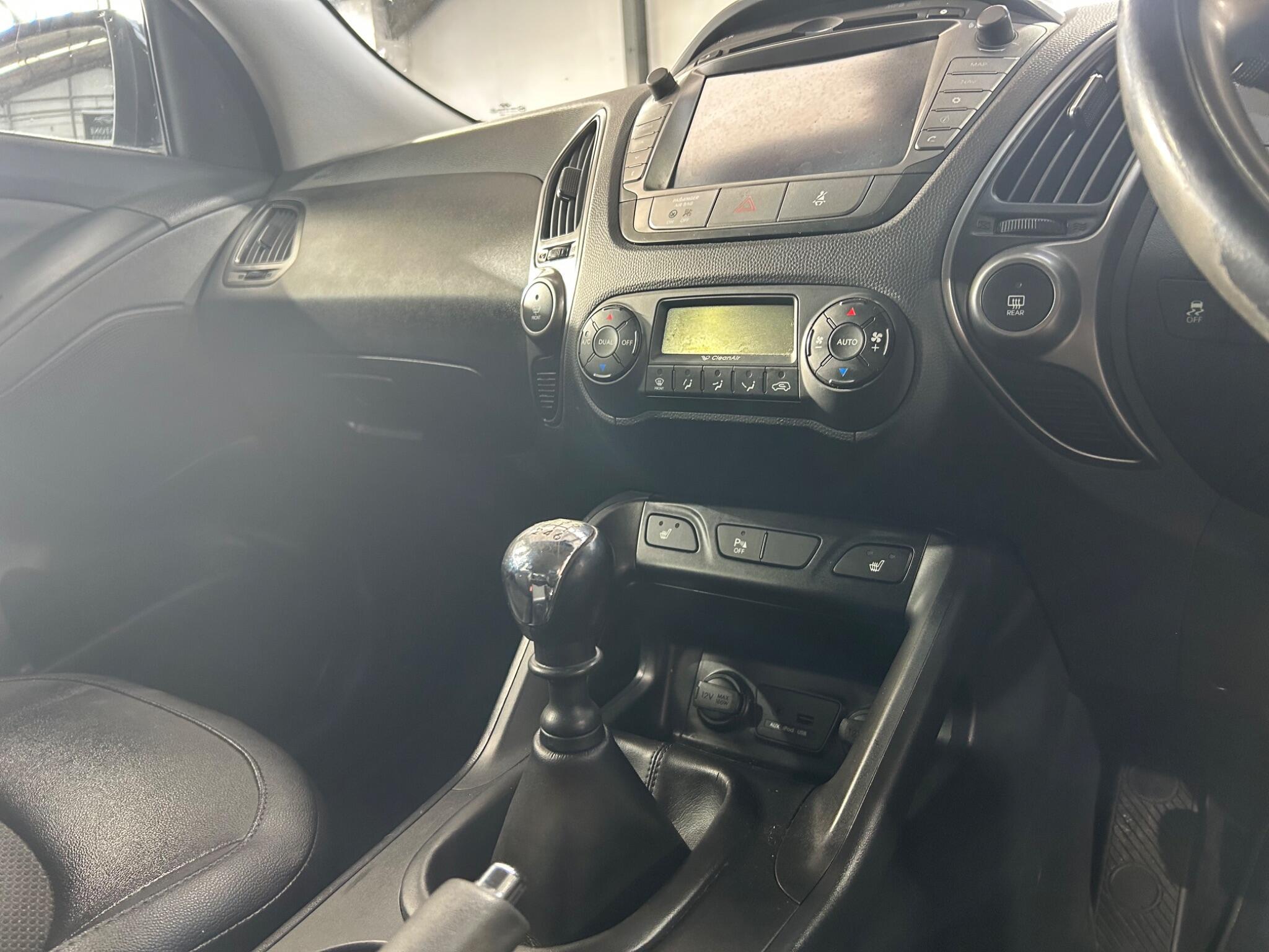 Hyundai ix35 - Image 12