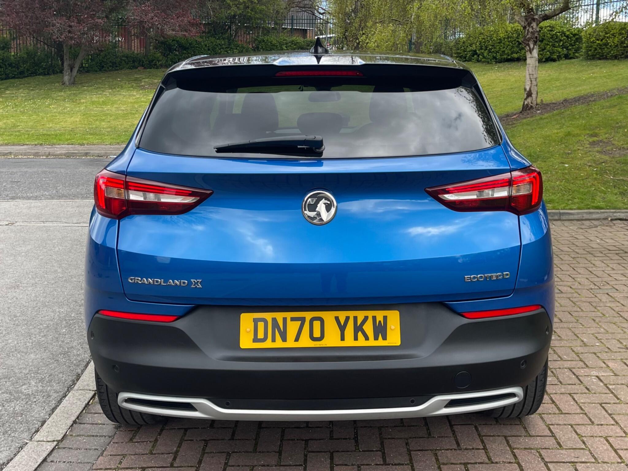 Vauxhall Grandland X - Image 13