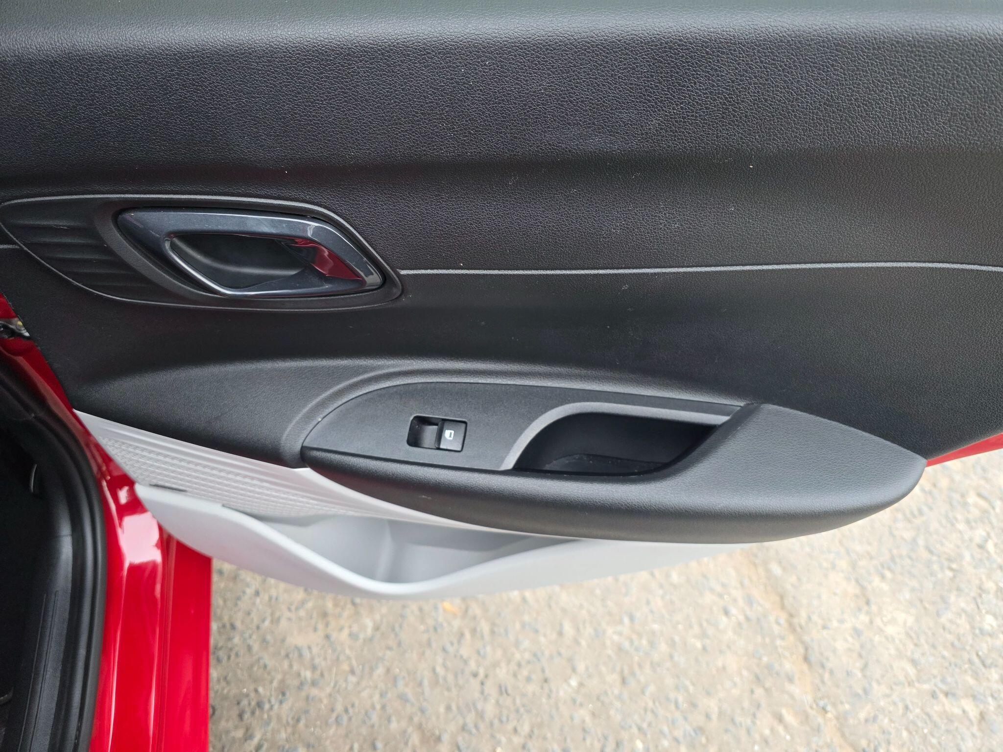 Hyundai i20 - Image 40