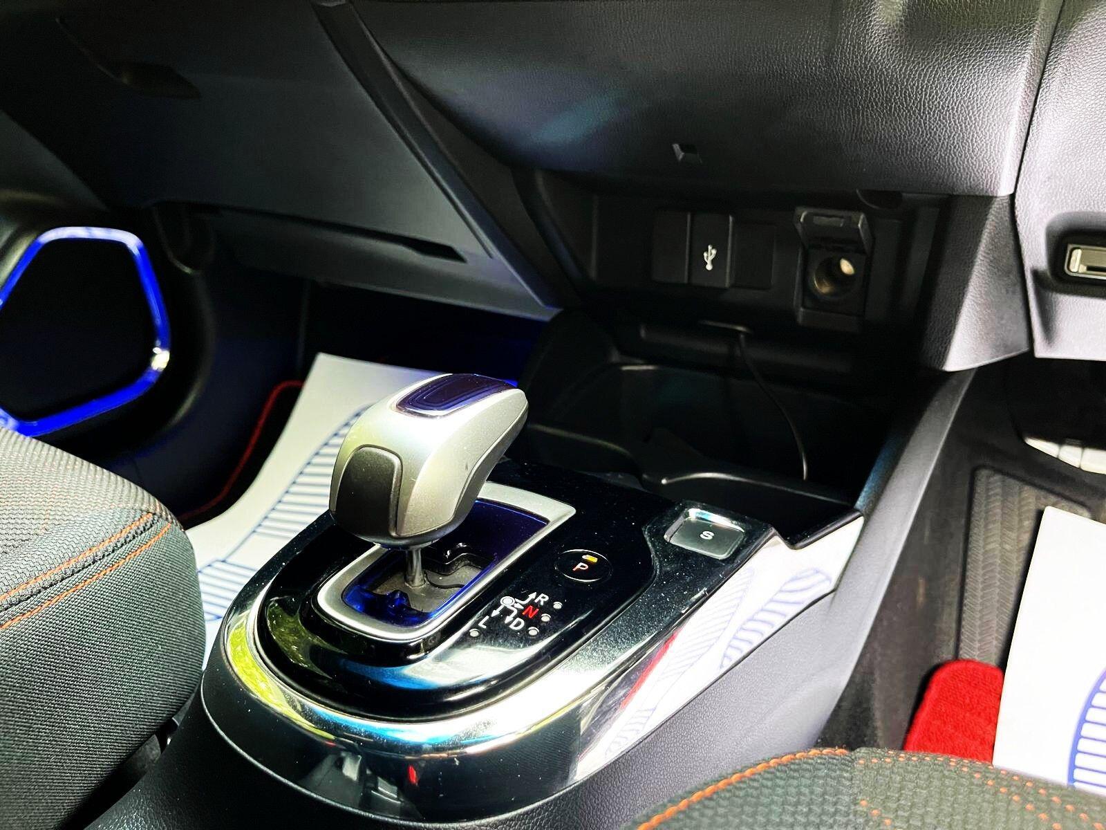 Honda FIT - Image 44