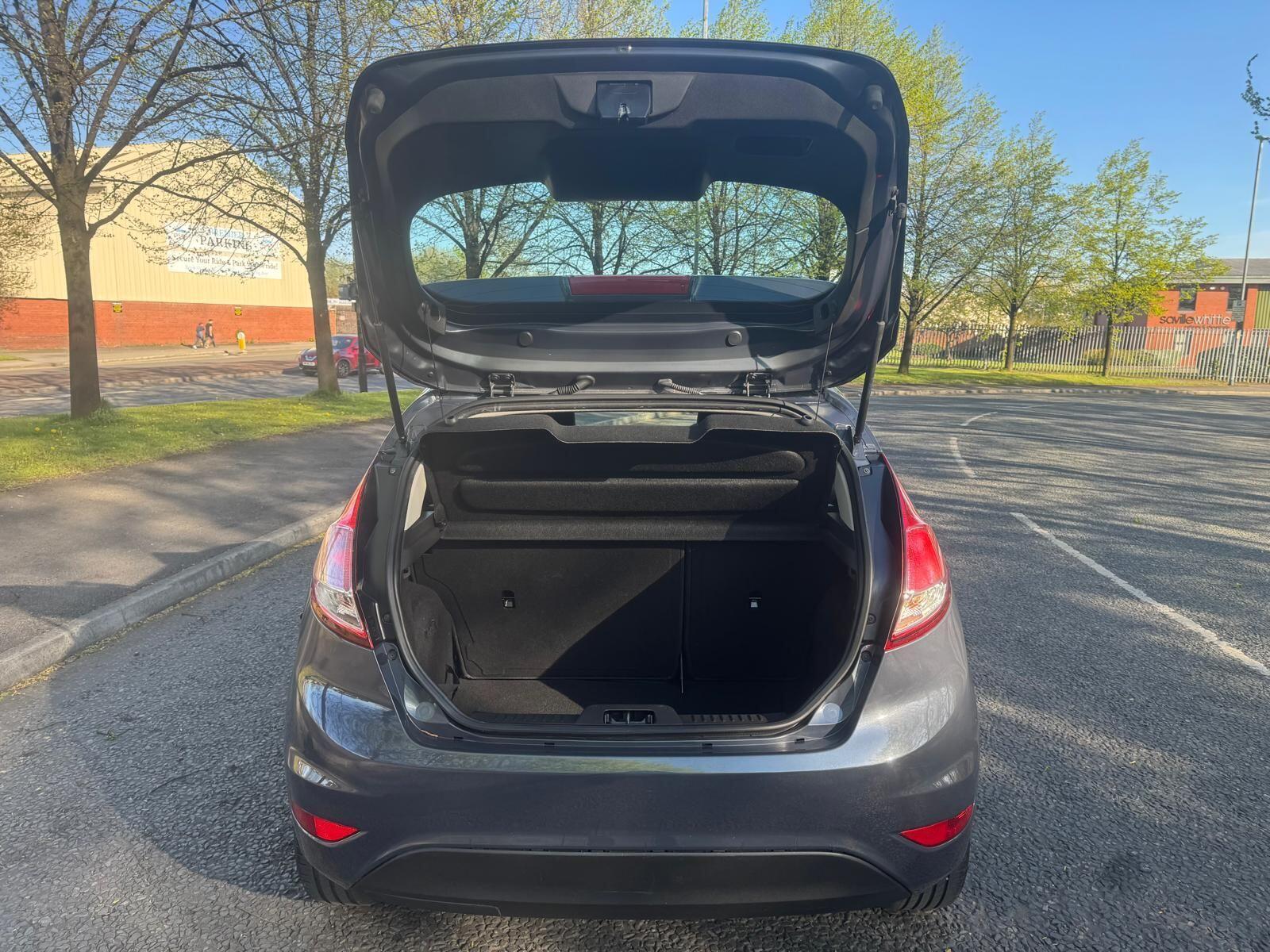 Ford Fiesta - Image 35