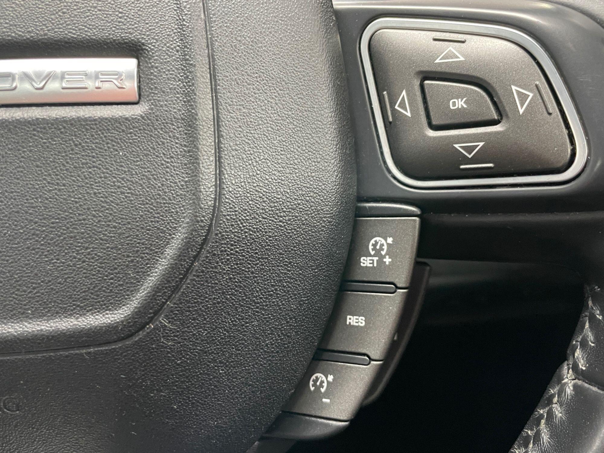 Land Rover Range Rover Evoque - Image 36