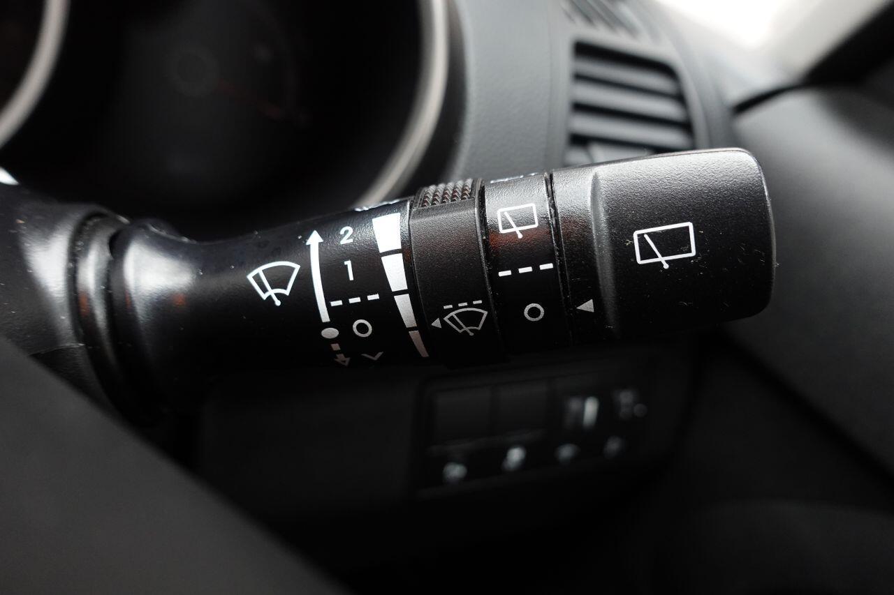 Kia Venga - Image 33