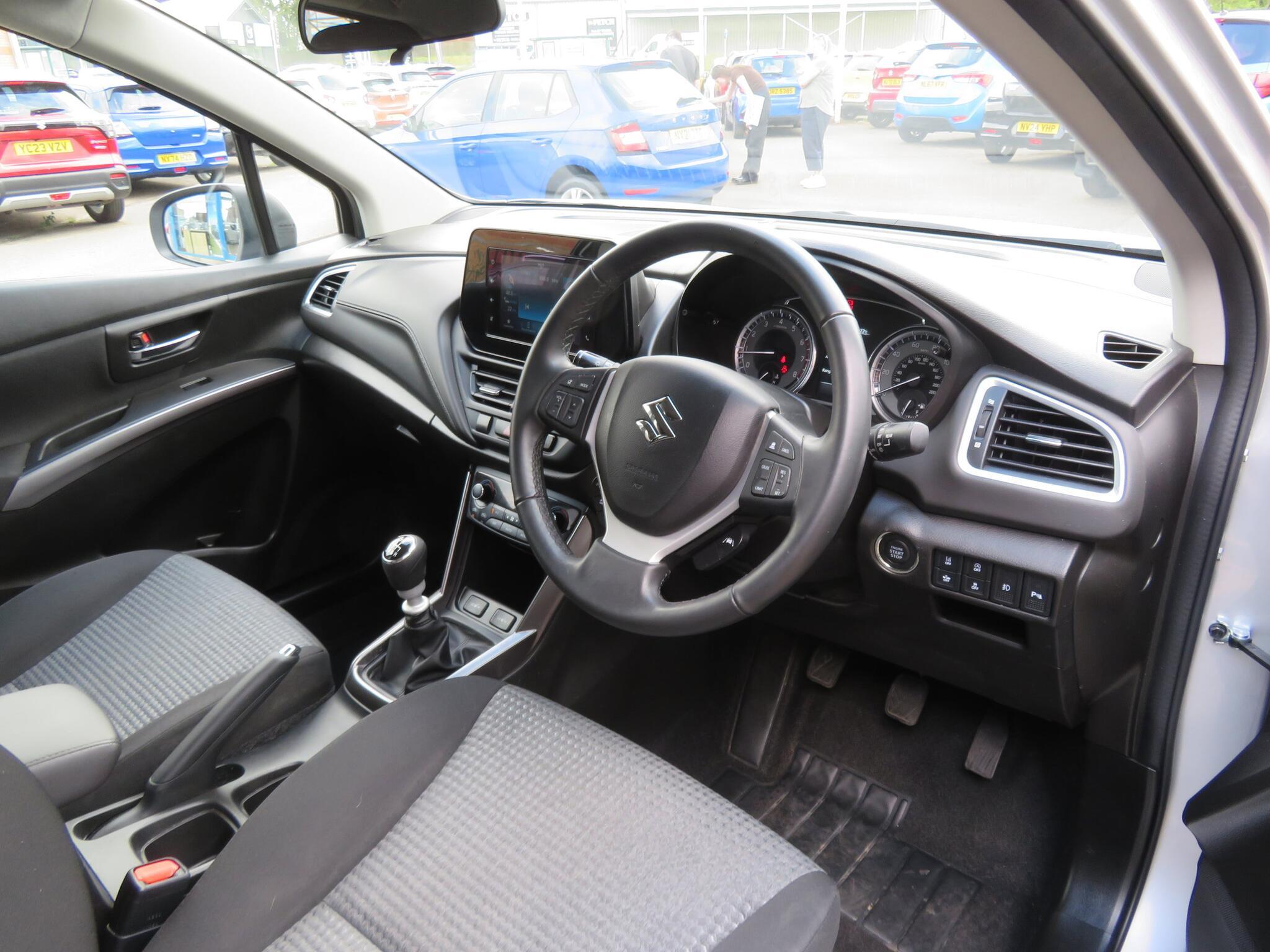 Suzuki S-Cross - Image 13