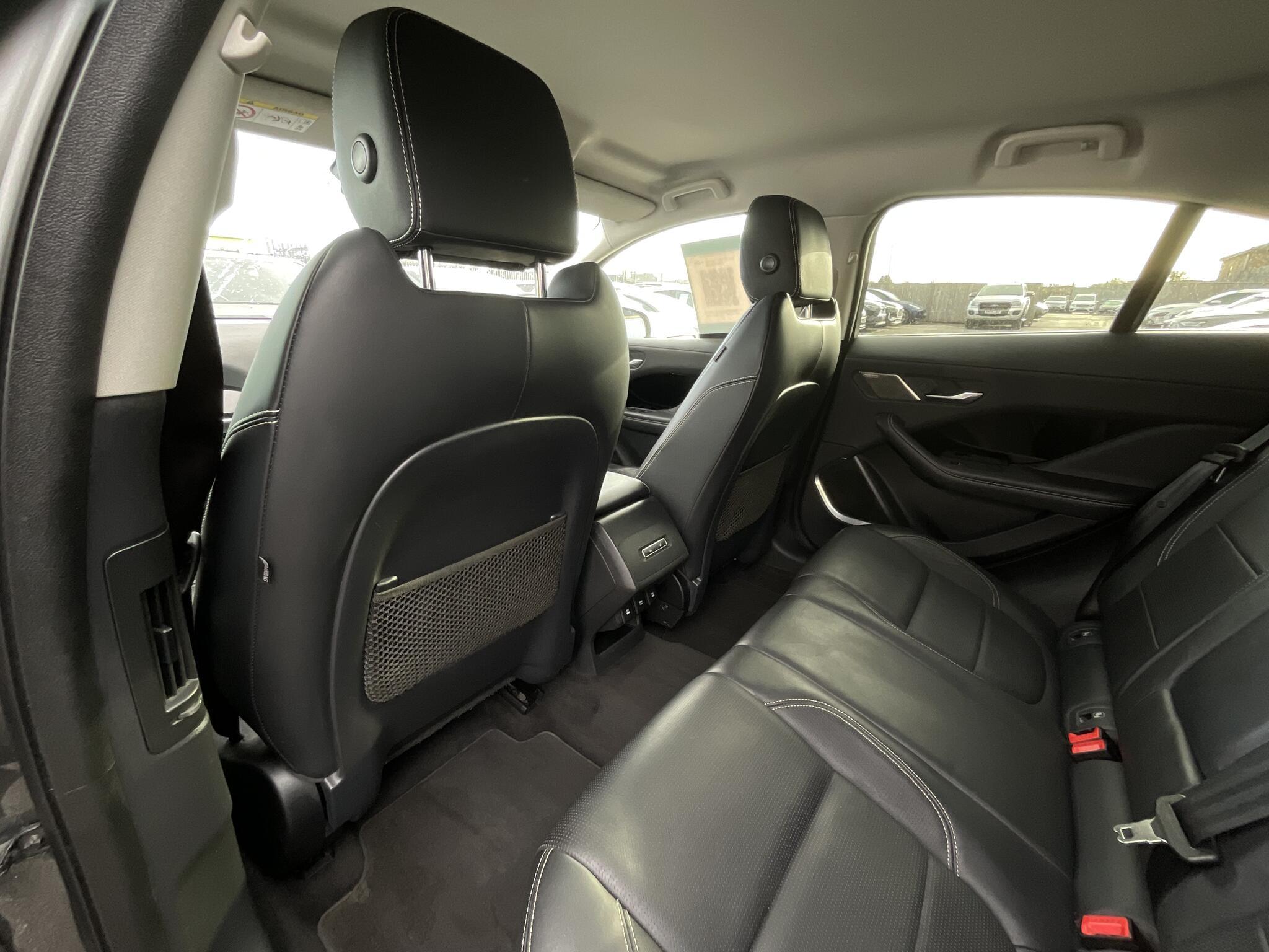 Jaguar I-Pace - Image 13