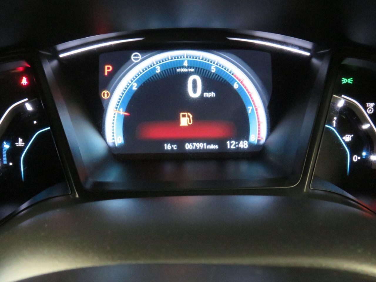 Honda Civic - Image 26