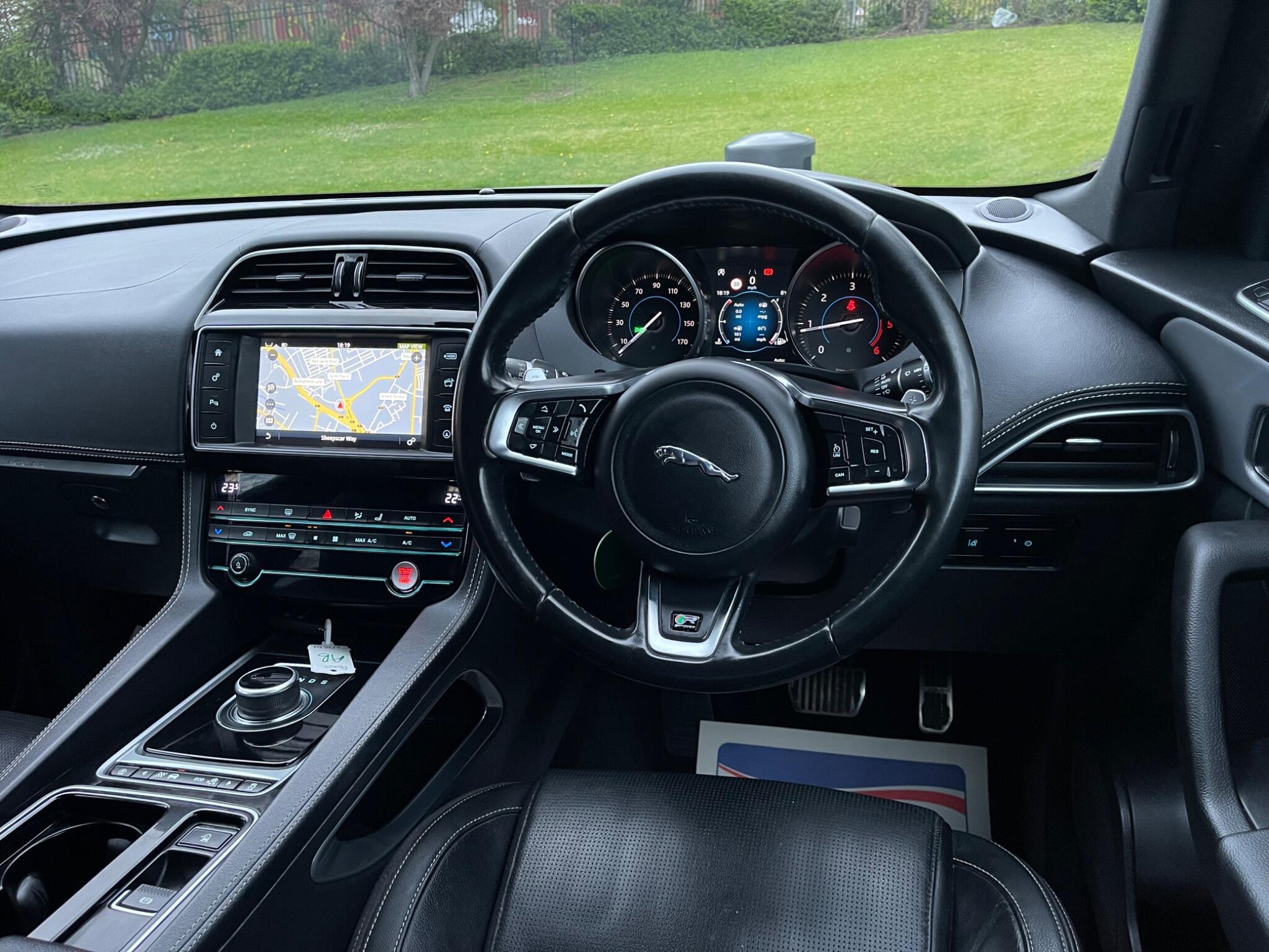 Jaguar F-Pace - Image 49