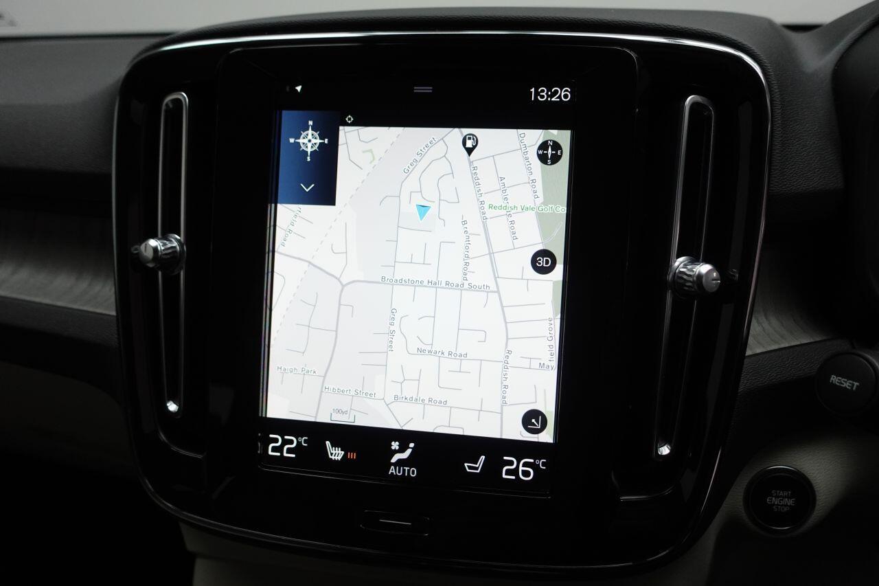 Volvo XC40 - Image 2