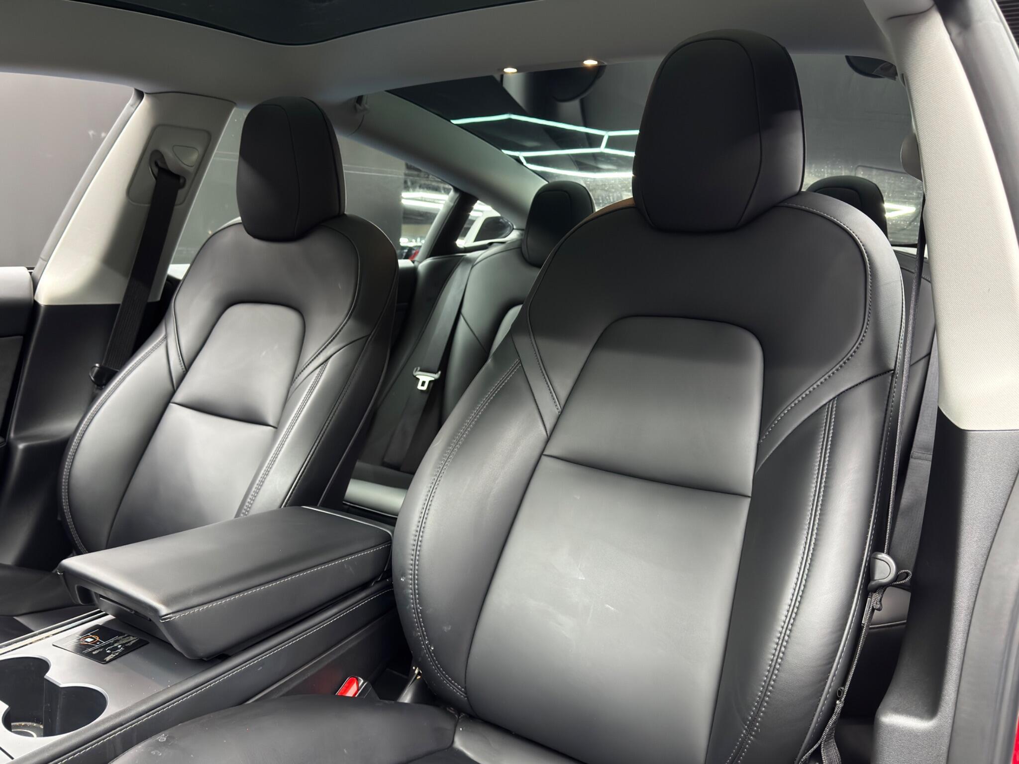 Tesla Model 3 - Image 14